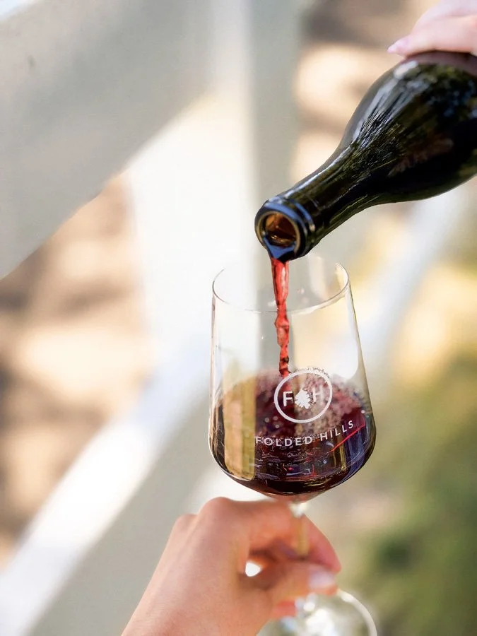  A generous pour 