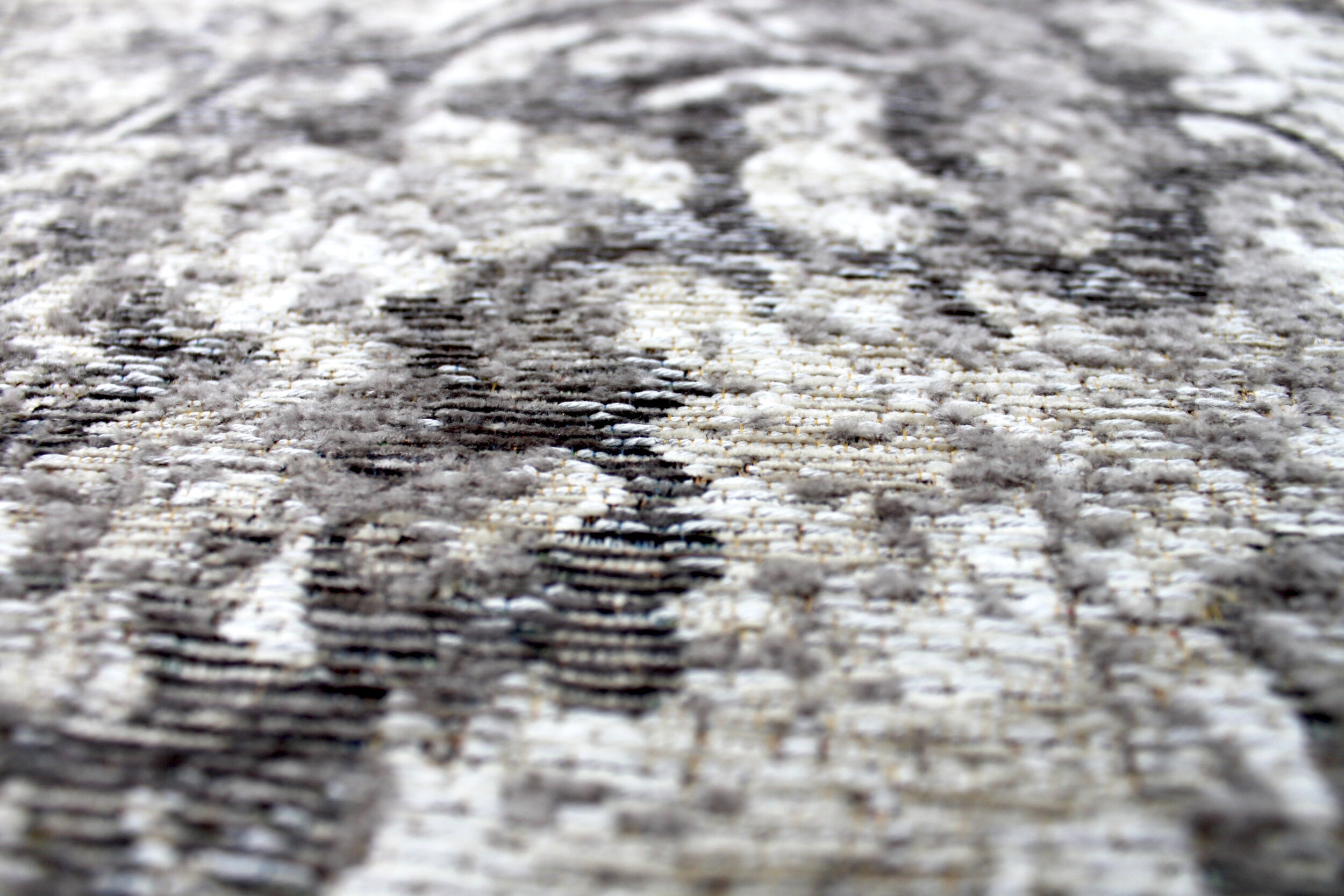 MEDA METALLIC DETAIL.JPG