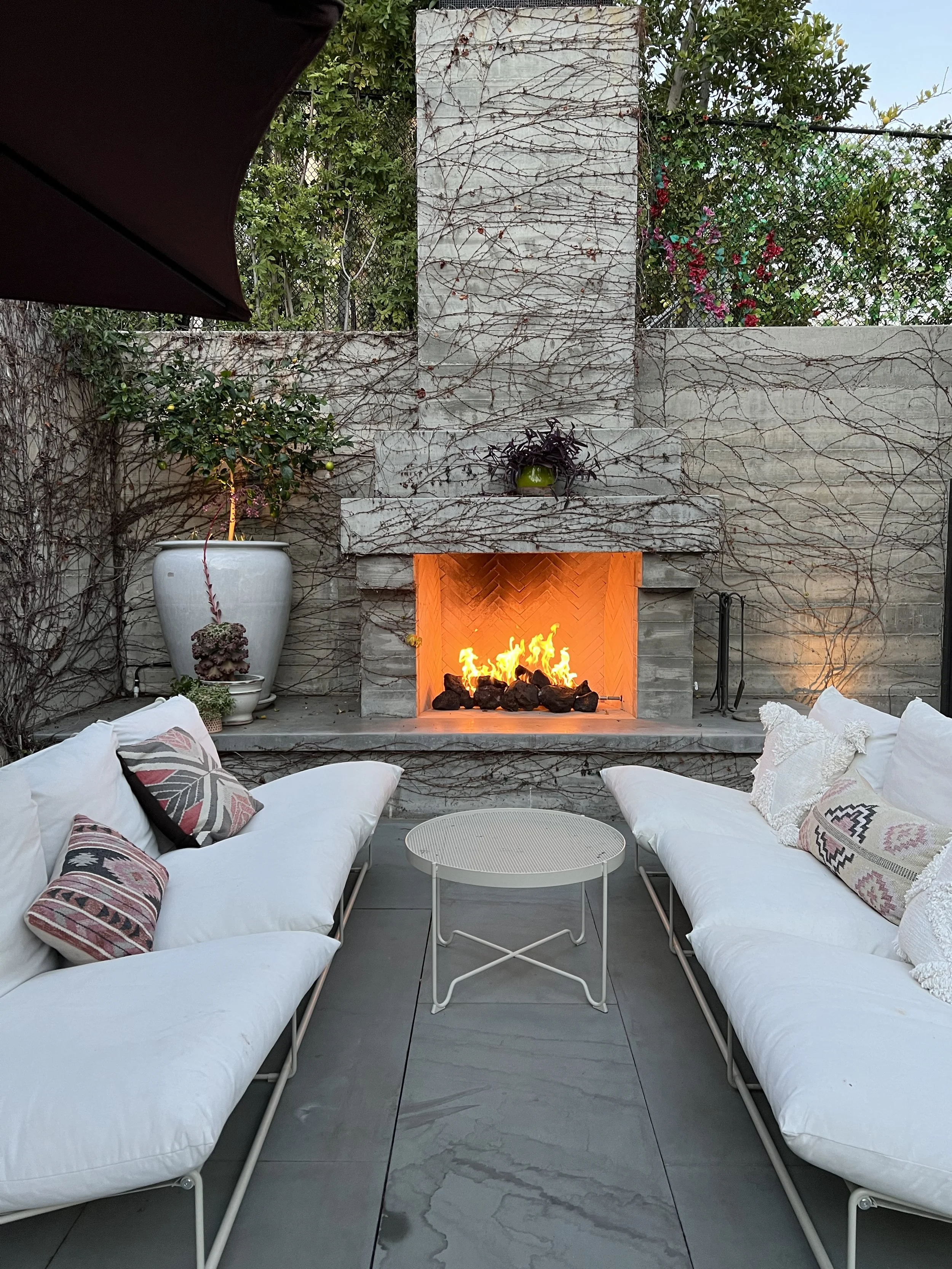 329 S. Bentley Avenue, Los Angeles, CA 90049 - 4 Bedroom / 3.5 Bath -$3,995,000