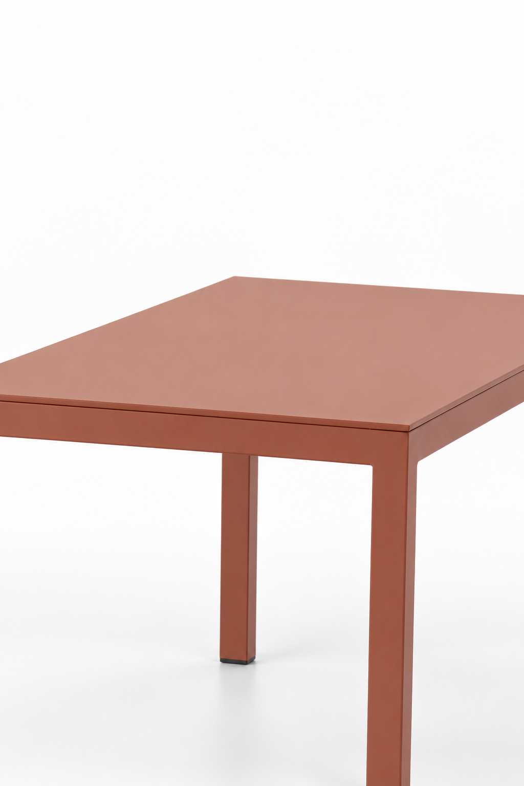 Minimal+Terracotta+Table+Corner.webp