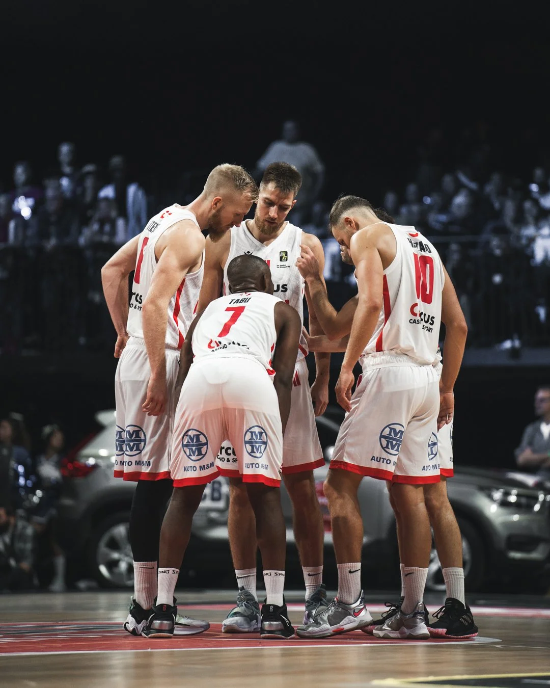 PHOTOS — CIRCUS BRUSSELS BASKETBALL