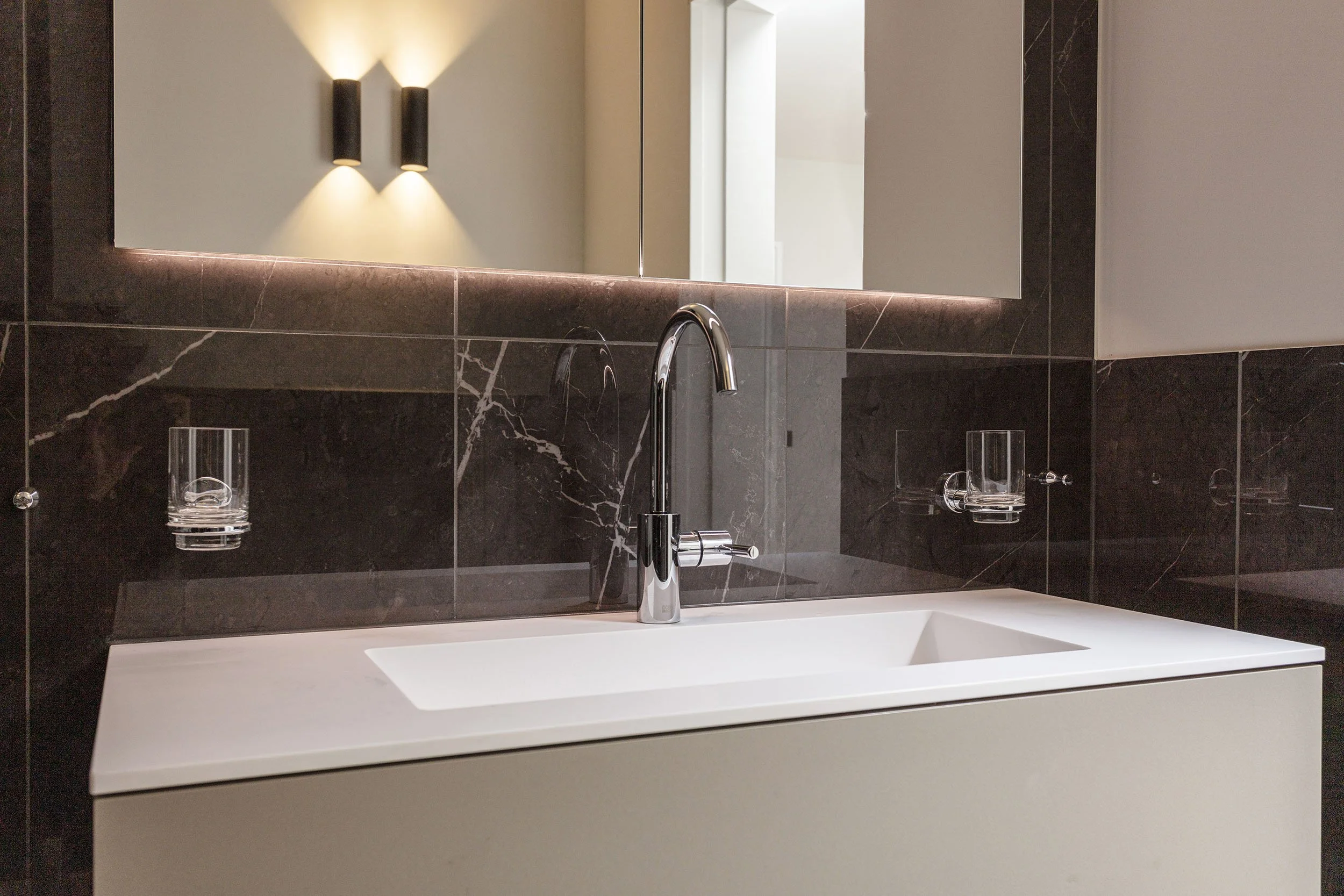 Waschtisch, Apartment Zürich