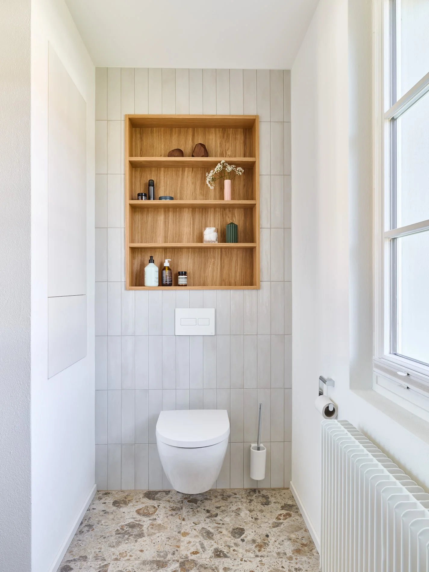 WC mit offener Nische, Privathaus Zürich