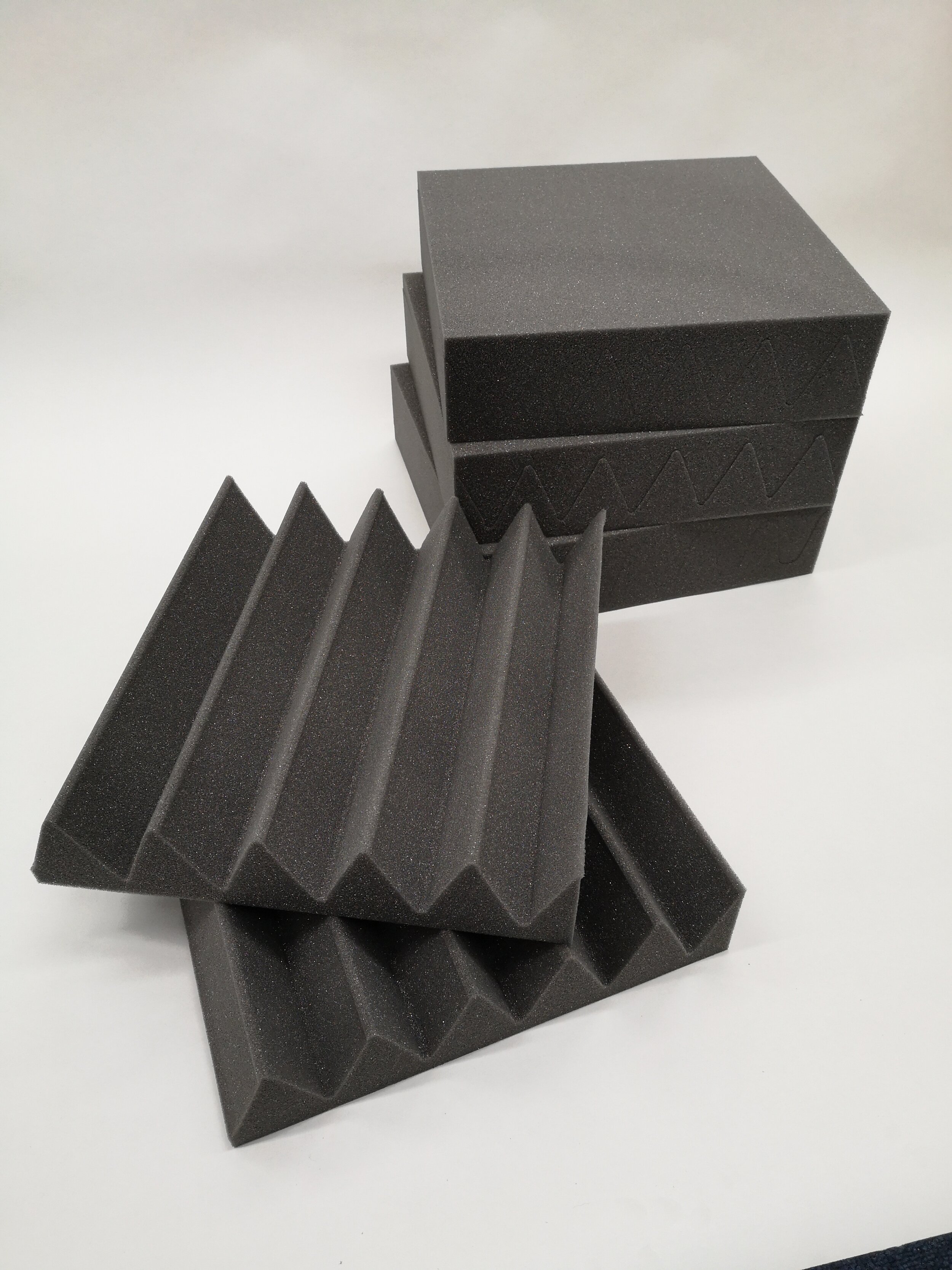 Extra thick acoustic foam tiles pyramid