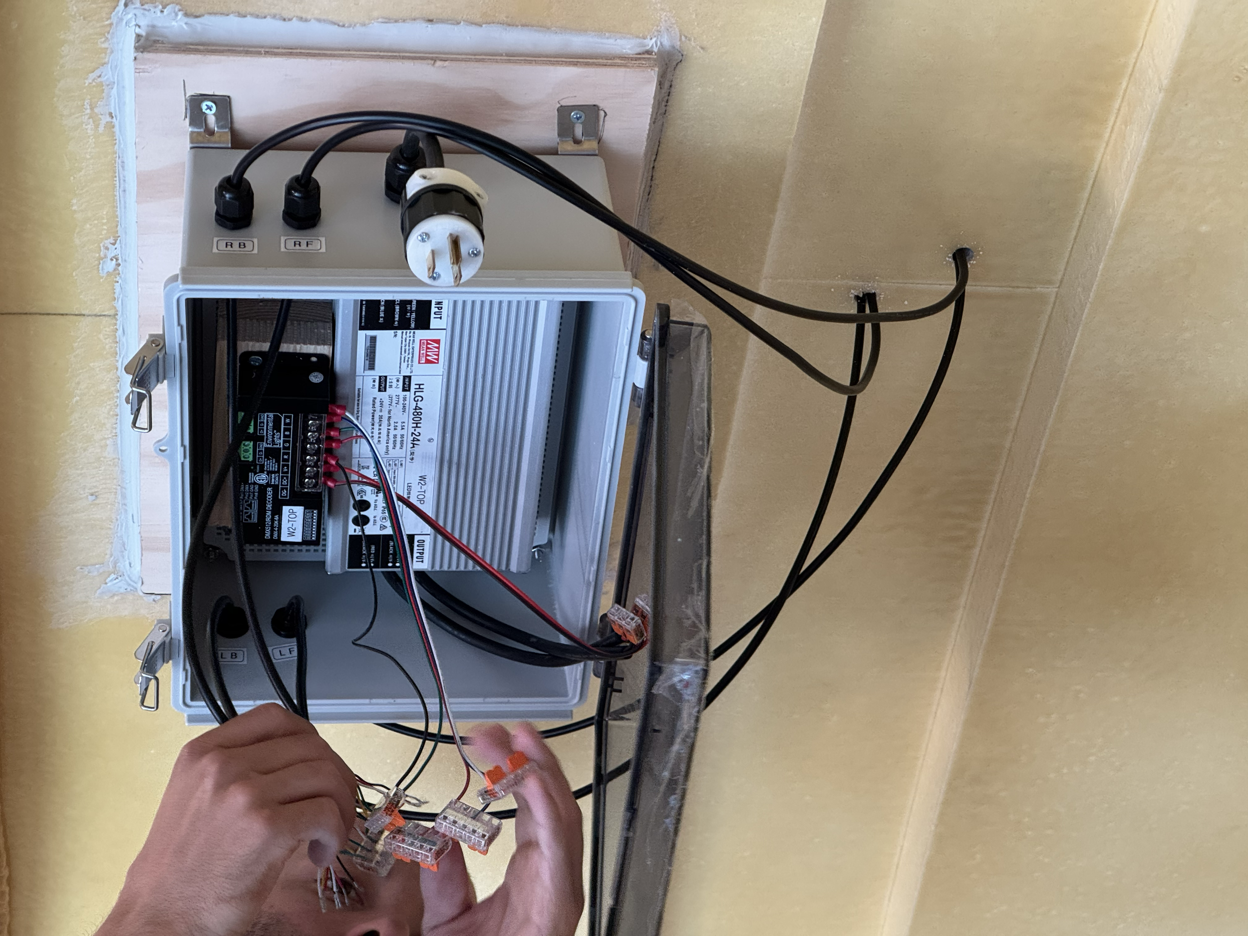 LED DMX Controller wiring. 