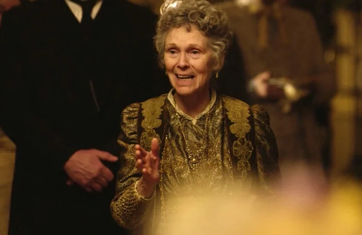 Anne-whith-an-E.jpg