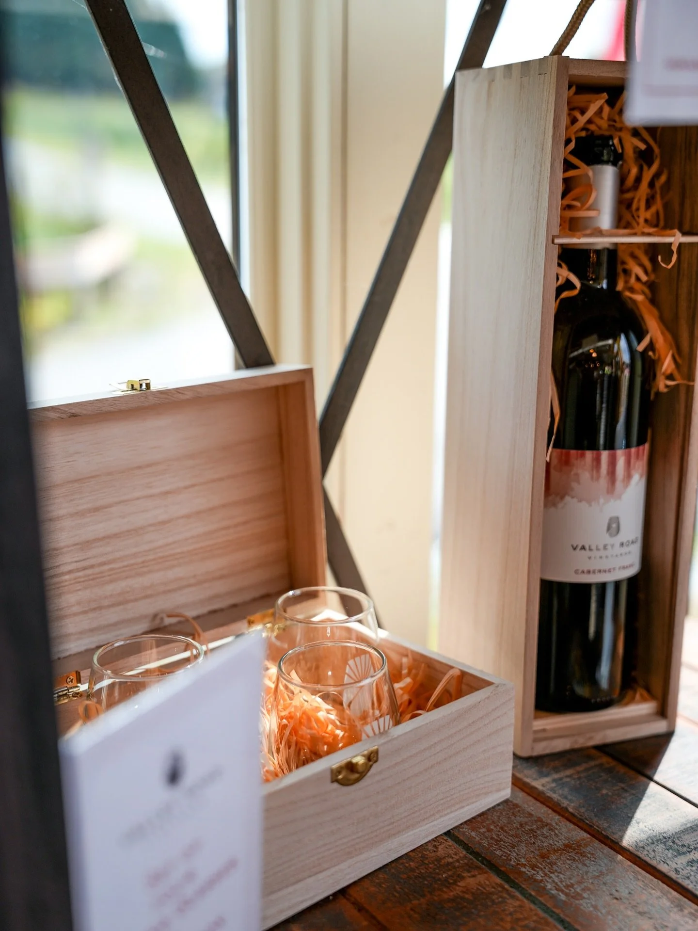 The holidays are coming up soon, and we have the perfect gifts! 🍷 🎁 Take a look next time you come by the tasting room!

Shop our wines online: valleyroadwines.com

#VAwine #Nelson151 #MonticelloWineTrail