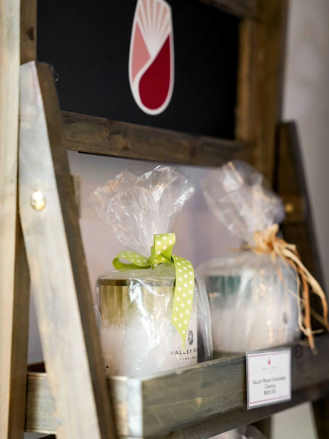 Our wine candles make a fun and unique gift for the holidays! Choose from scents like Sauvignon Blanc or Ros&eacute;.

Plan your visit and shop our wines online: valleyroadwines.com

#VAwine #MonticelloWineTrail #Nelson151