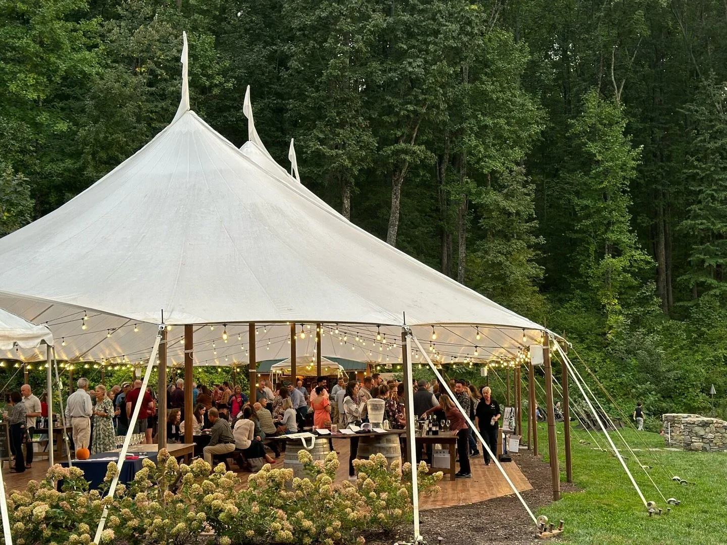 Raise a glass to Virginia Wine Month with Valley Road at Eastwood Farm and Winery!🍷 

This upcoming Red Wine Showcase on Friday, October 17th will be an unforgettable celebration of exquisite Virginia wines, bringing together 18 esteemed wineries fr