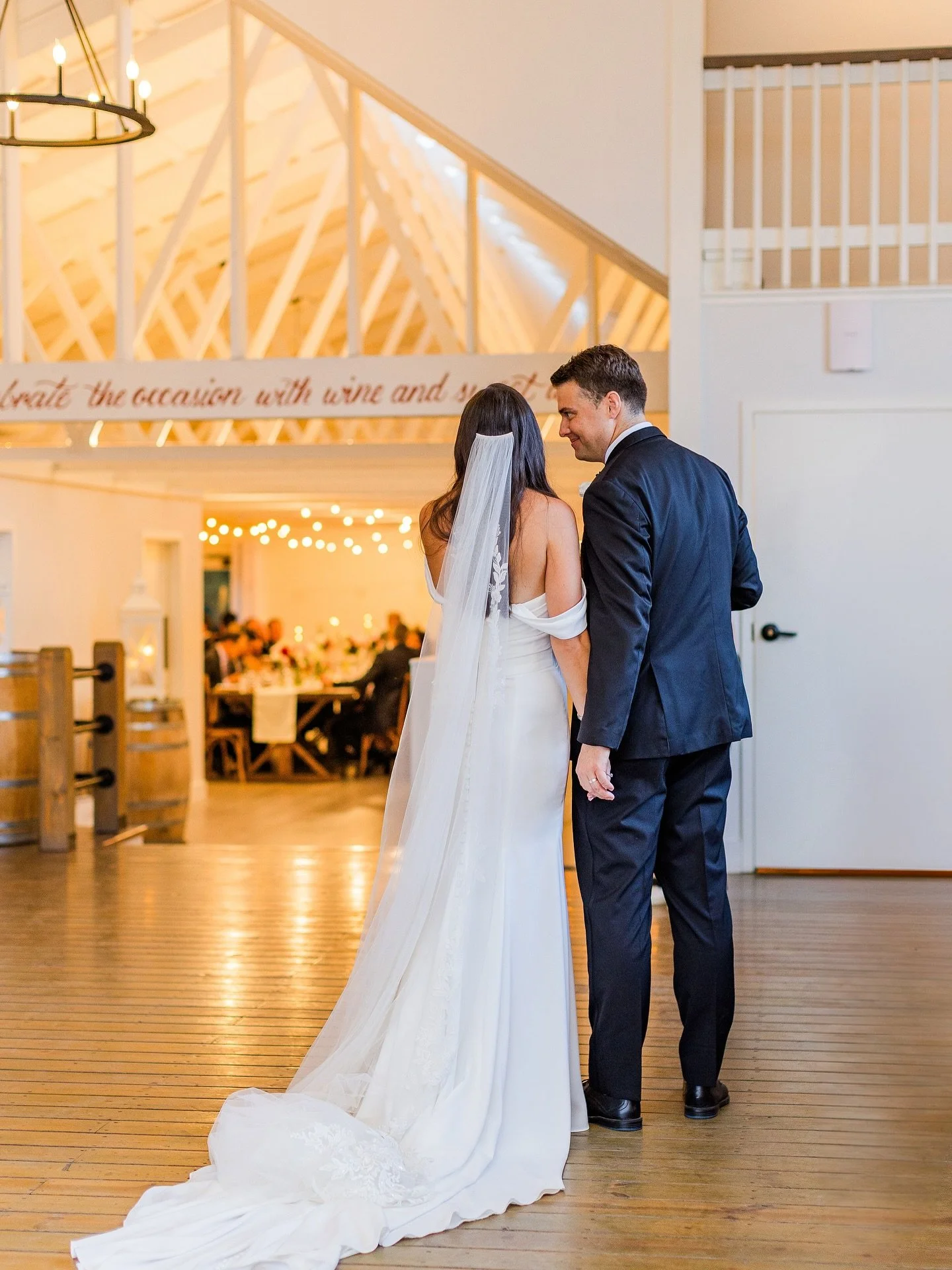 A few favorites from this couple&rsquo;s beautiful #valleyroadwedding! ✨

Weddings at Valley Road mean mountain views, delicious wine, and making memories with loved ones! We&rsquo;d love to host your special day.

Find more information about our wed