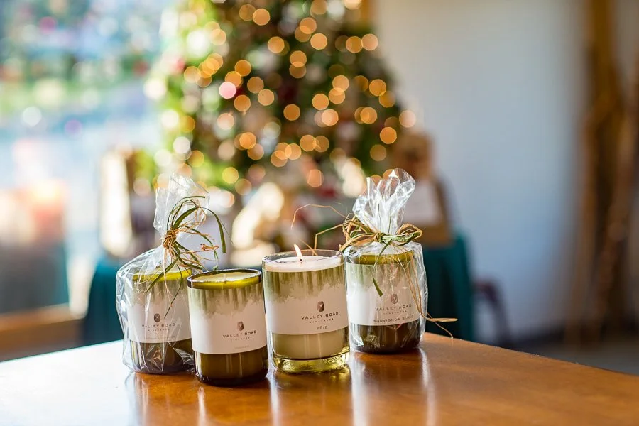 Did you know that in addition to wine, we also have gifts available in our tasting room? Our Valley Road wine-scented candles are handmade by a local artisan! 🕯

Plan your visit on our website: valleyroadwines.com!

#vawine #nelson151 #monticellowin