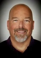 Peter Bradley_Headshot_2022.jpg