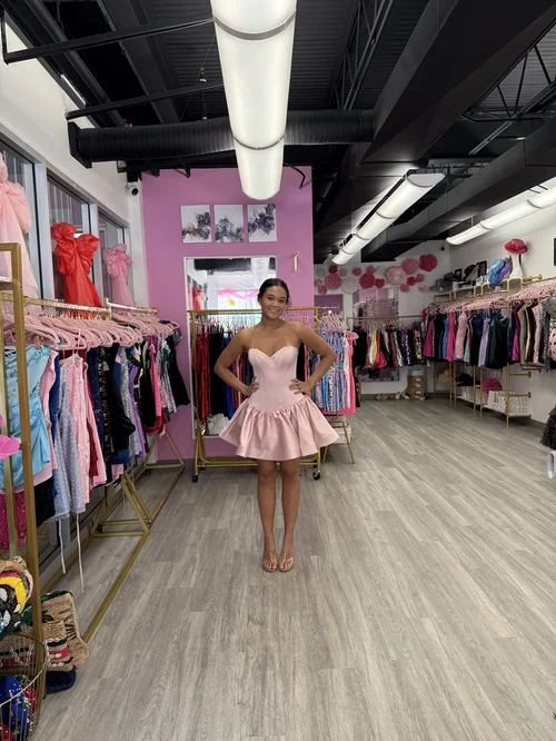 La Jolie MLN Clothing, Formal Wear, Shoes, Accessories & Fashion Tips in Elmhurst Illinois