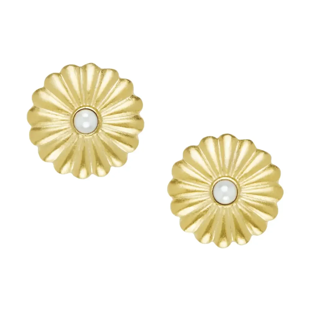 Gold Medium Concho with Freshwater Pearl Earrings.webp