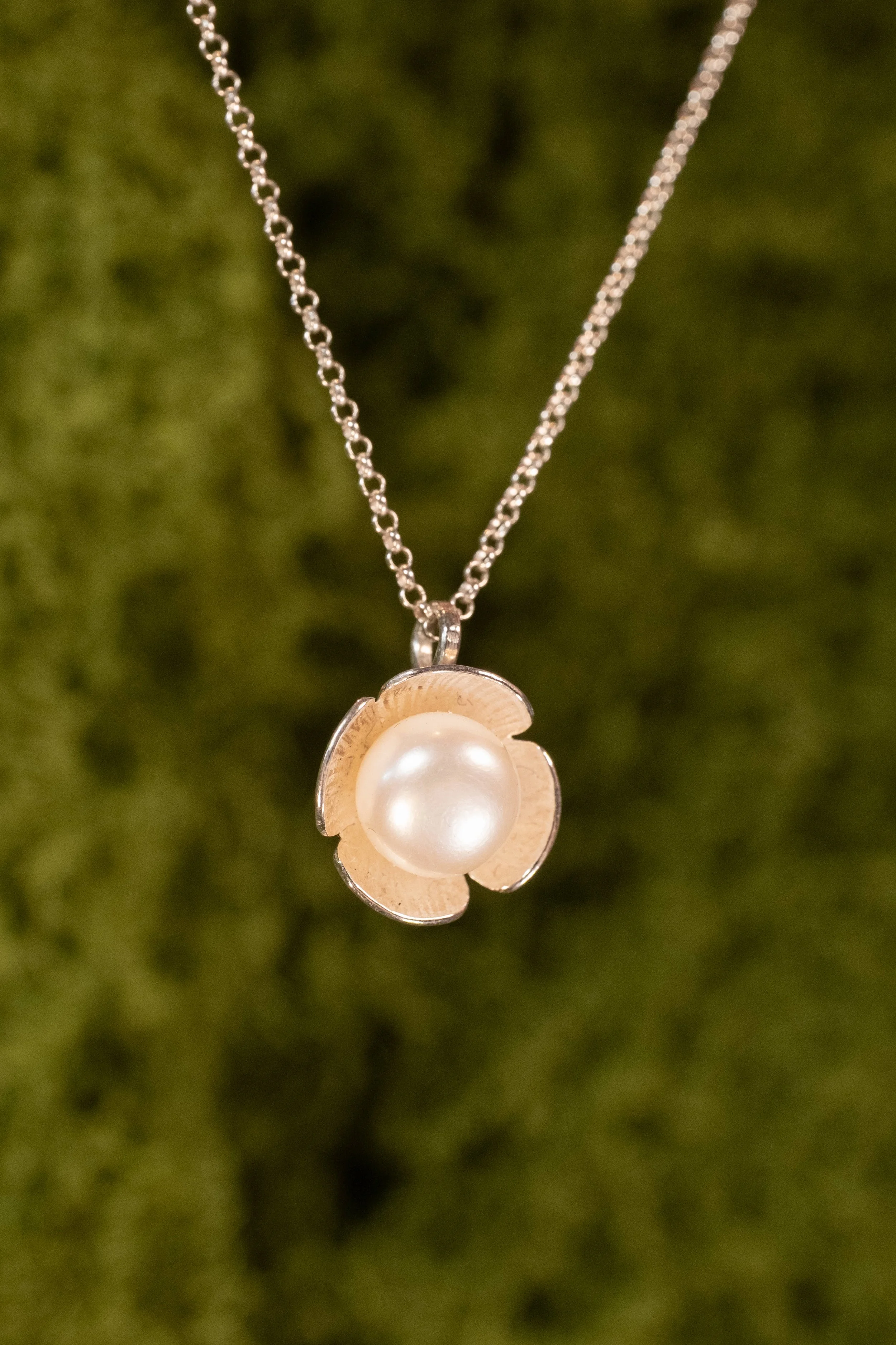 Poppy Pearl Necklace