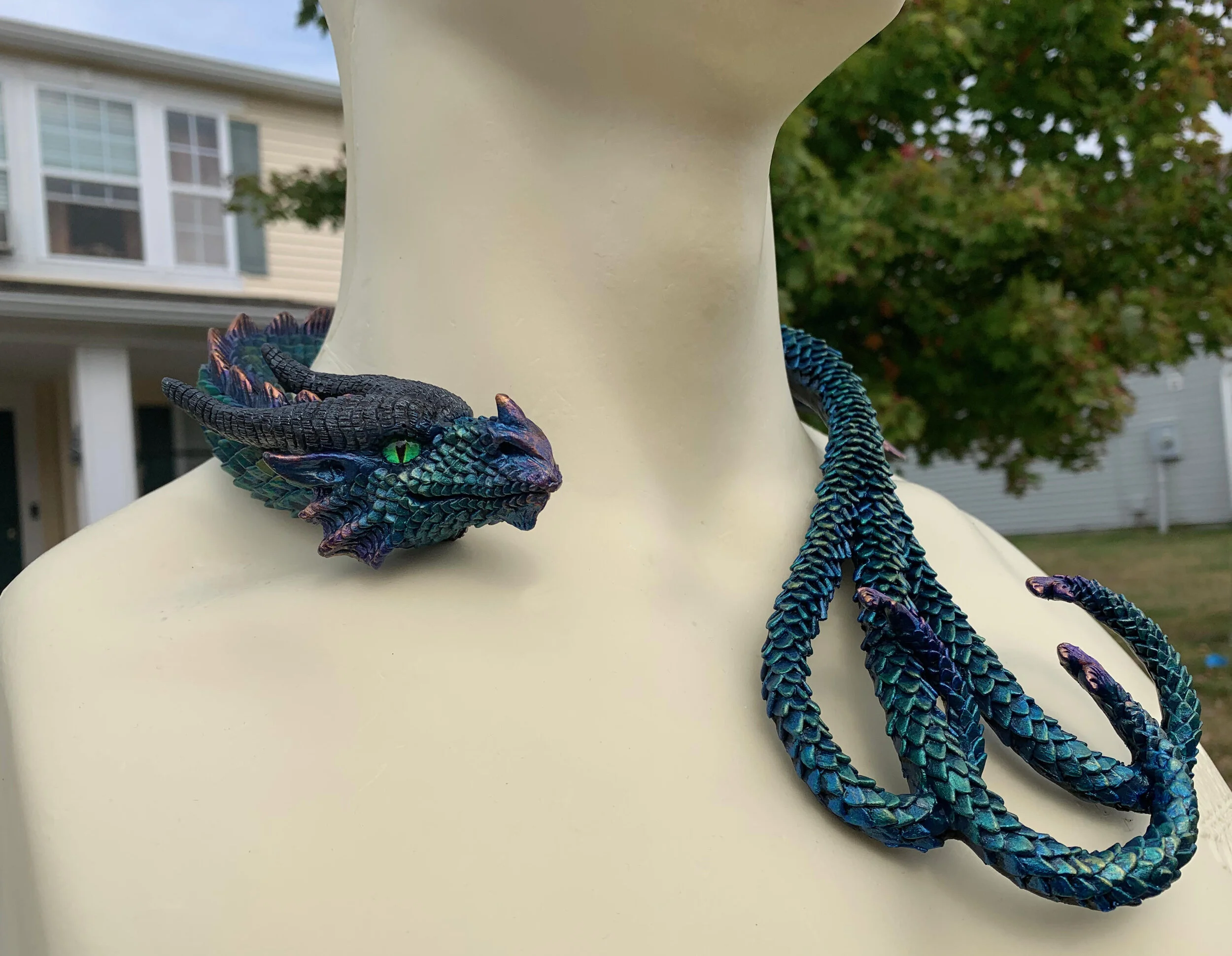 Dragon Necklace Right Side.jpg