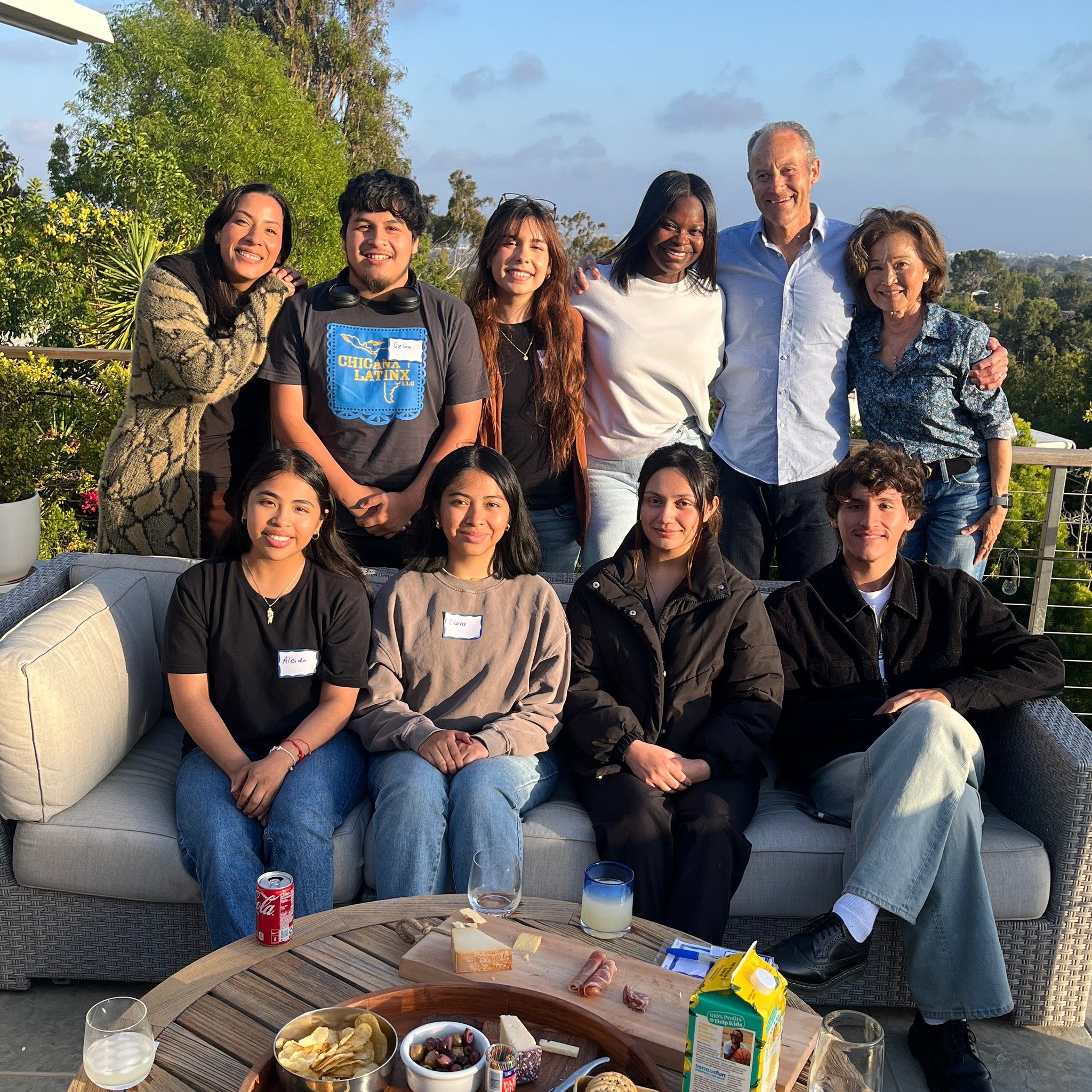 Thank you to board member (and UCLA alum) Roy Longman and his wife for hosting our @UCLA College Crews and C5 staff in their lovely home! 

C5 Leaders, alum and staff were able to connect over snacks and share insights into what college life is like 