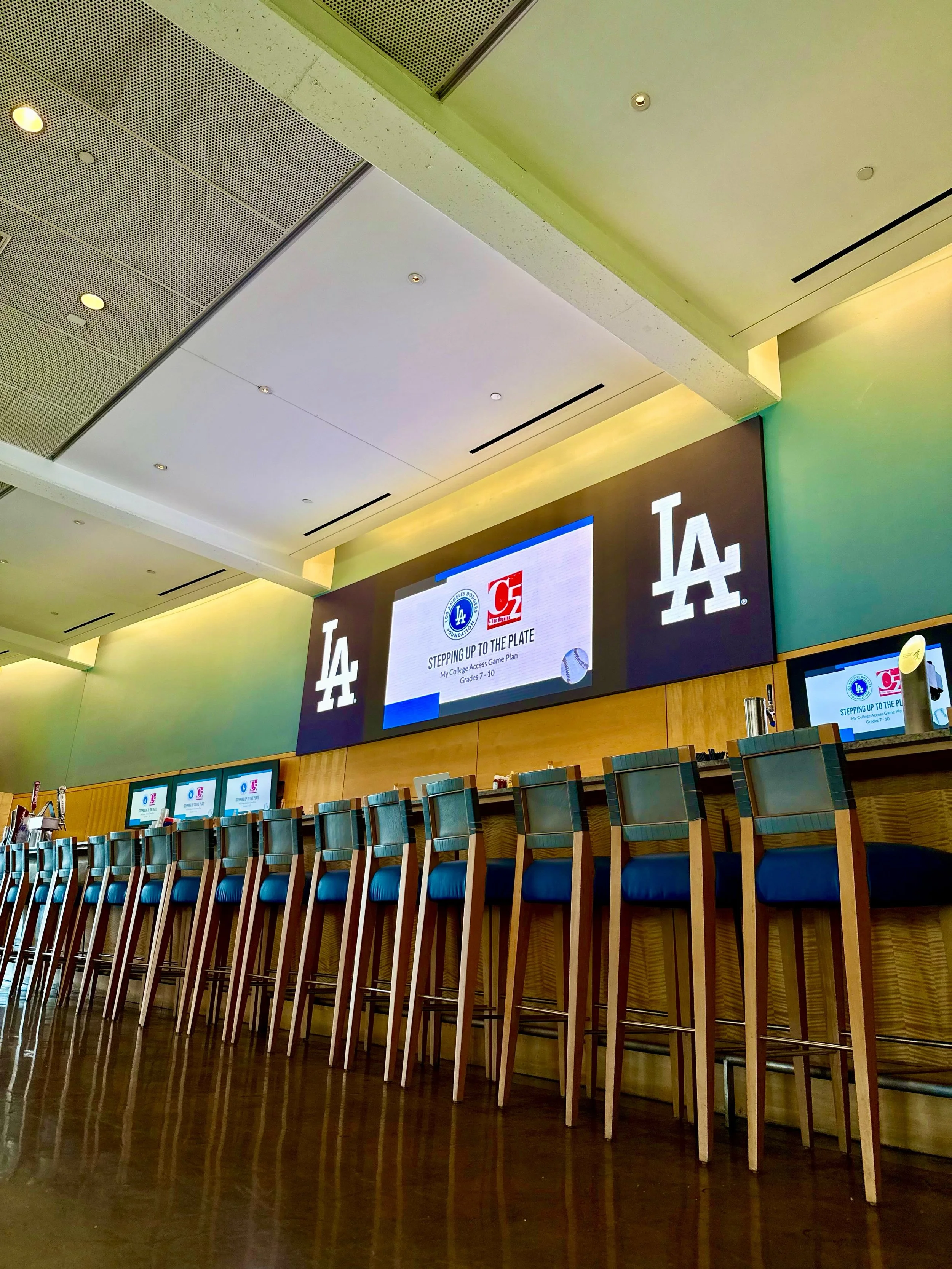 As part of our partnership with the @dodgersfoundation , we&rsquo;re bringing our College and Career Accelerator workshops to more than 700 students in grades 7&ndash;12 across Greater Los Angeles.

These workshops equip students with the knowledge, 
