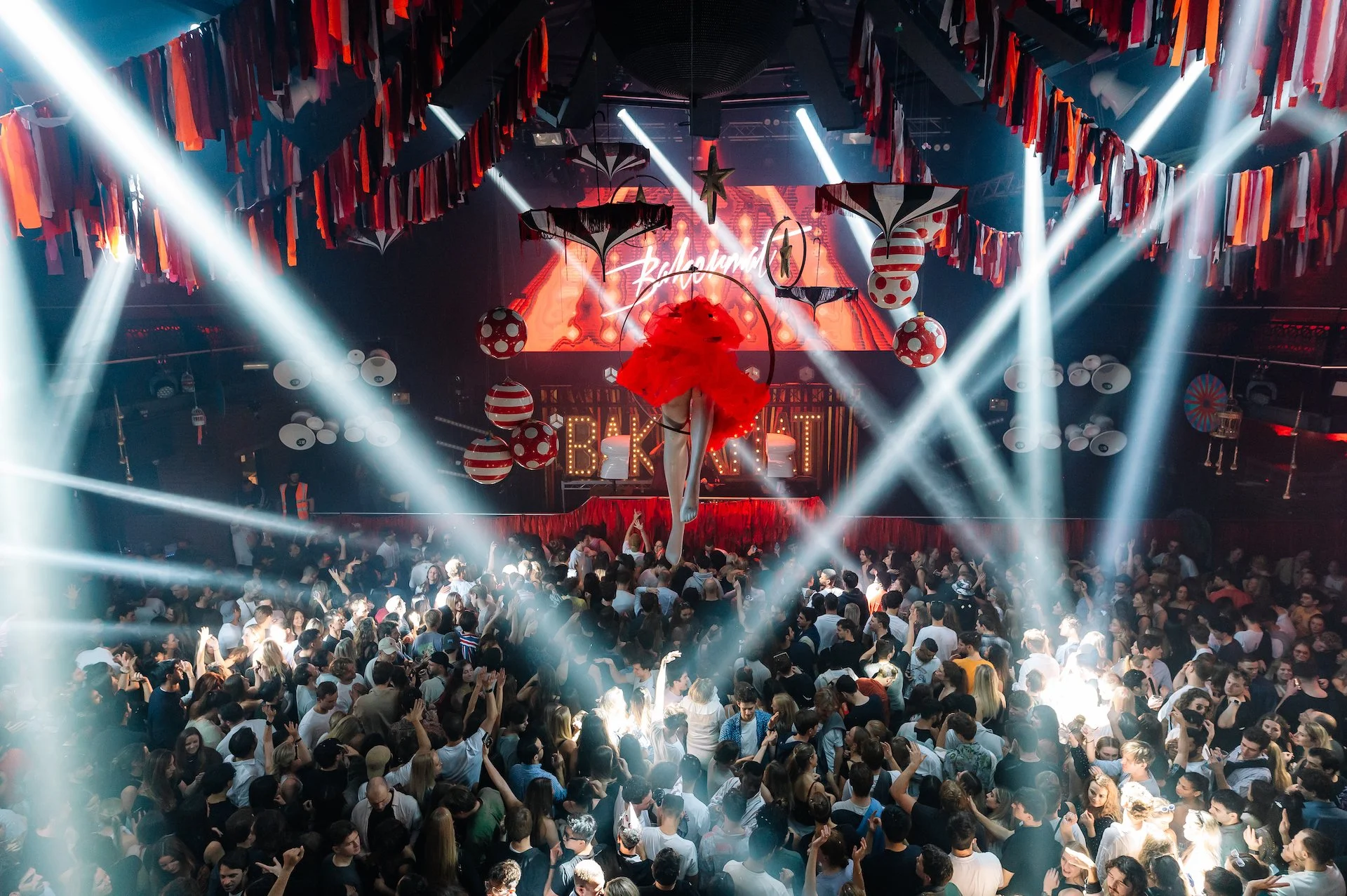 Bakermat's Circus @Studio 338