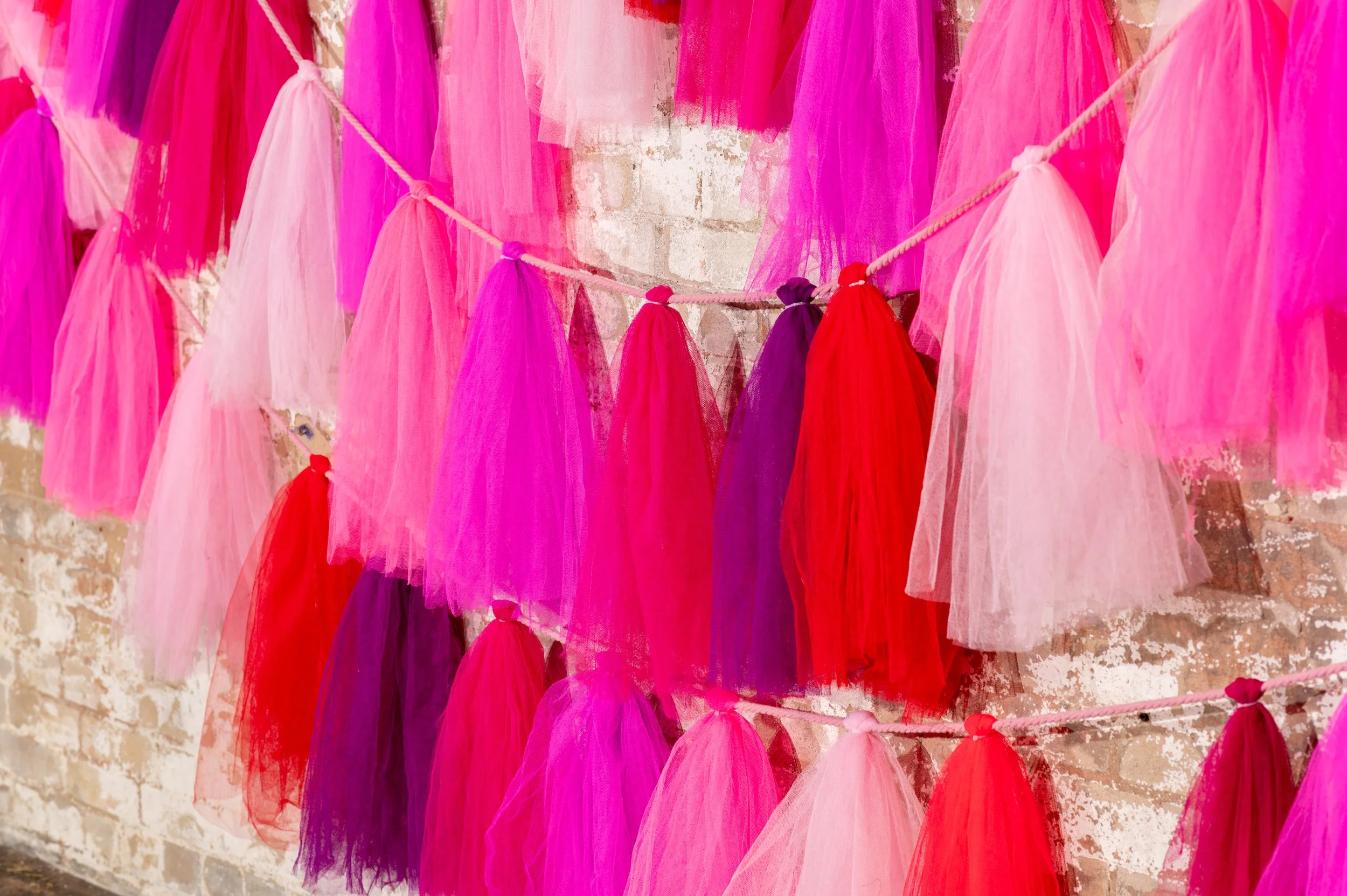 PINKY TULLE