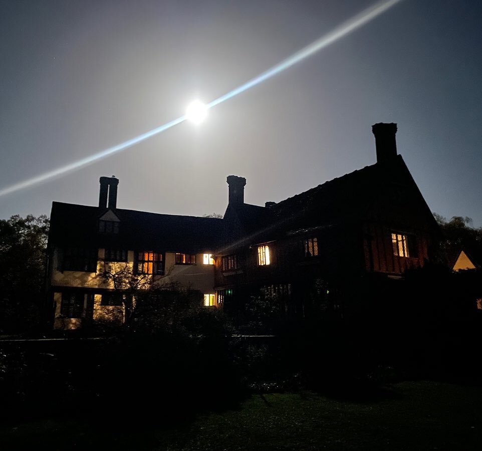 A very eerie but beautiful Beaver Blood Full Moon tonight. It&rsquo;s the eve of M R James Ghost Stories being performed in the Great Hall with Robert Lloyd Parry. Exciting and very fitting ! 👻