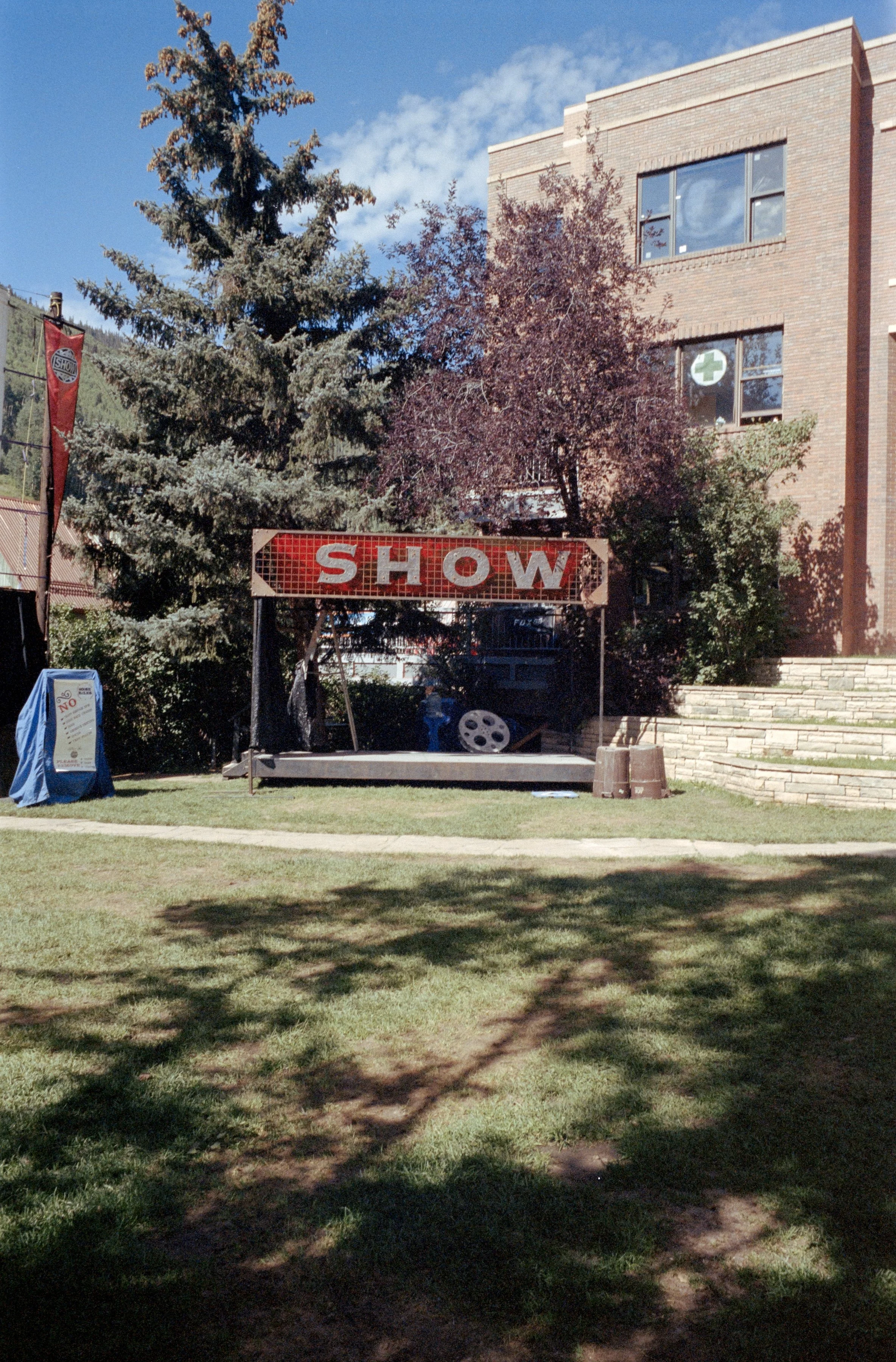 Minolta SRT 101; 35mm 