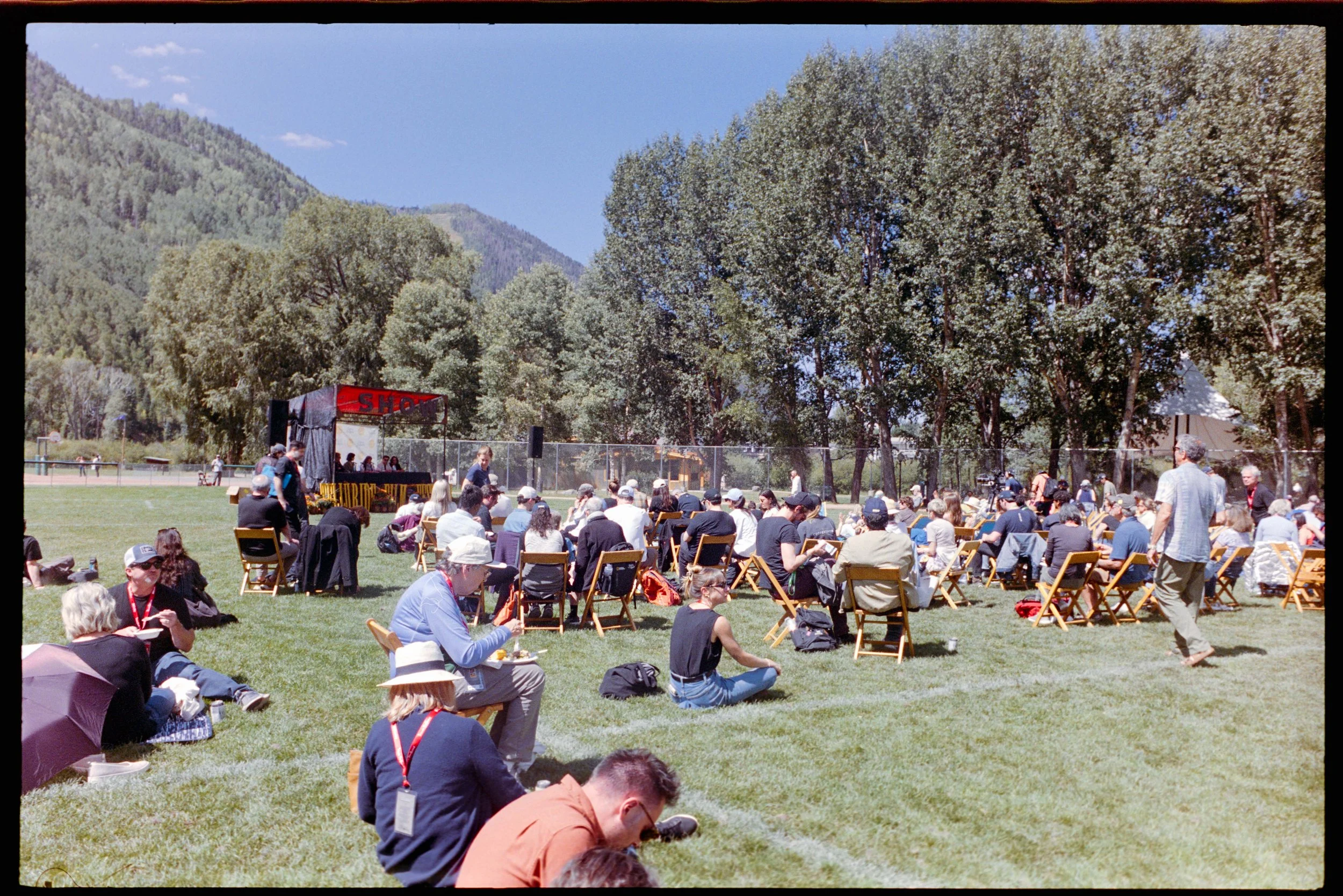 Minolta SRT 101; 35mm 