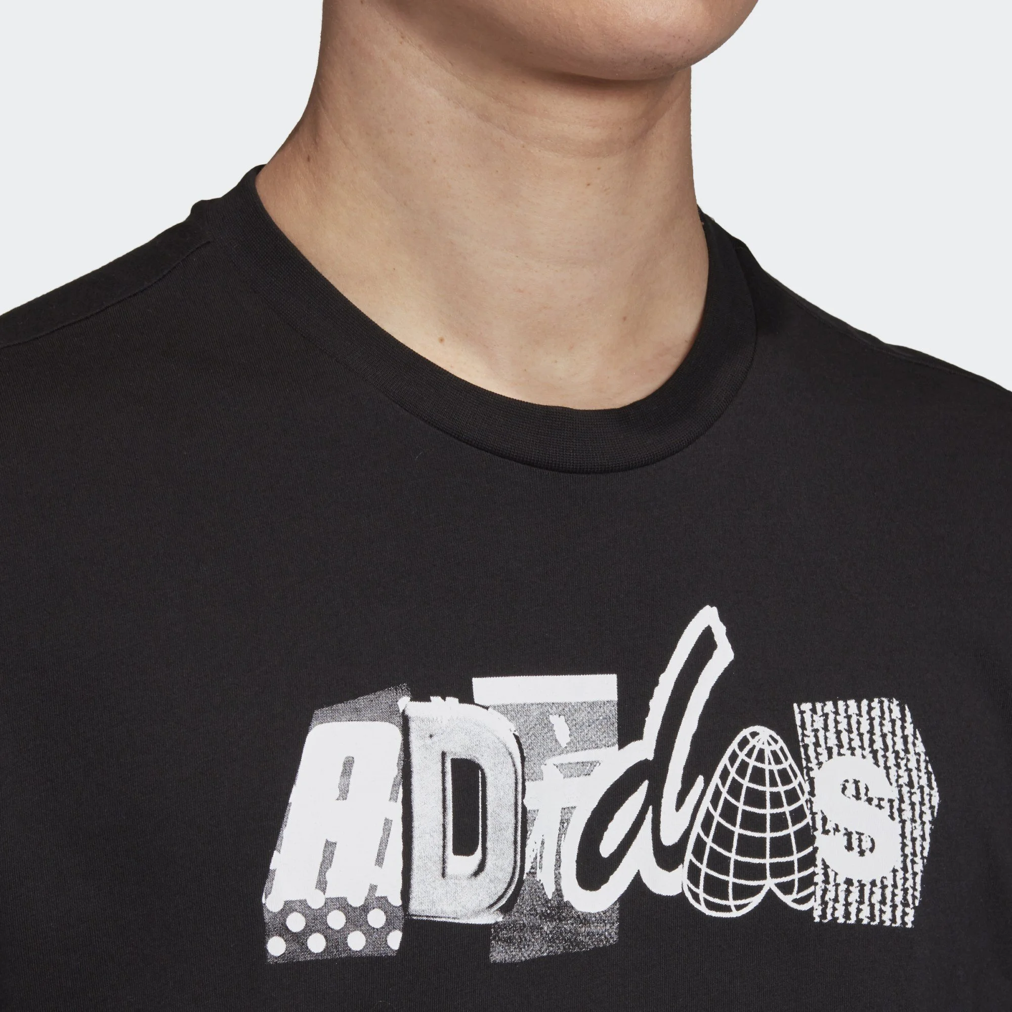 Collage_Tee_Black_GD5906_GD5906_41_detail.jpg