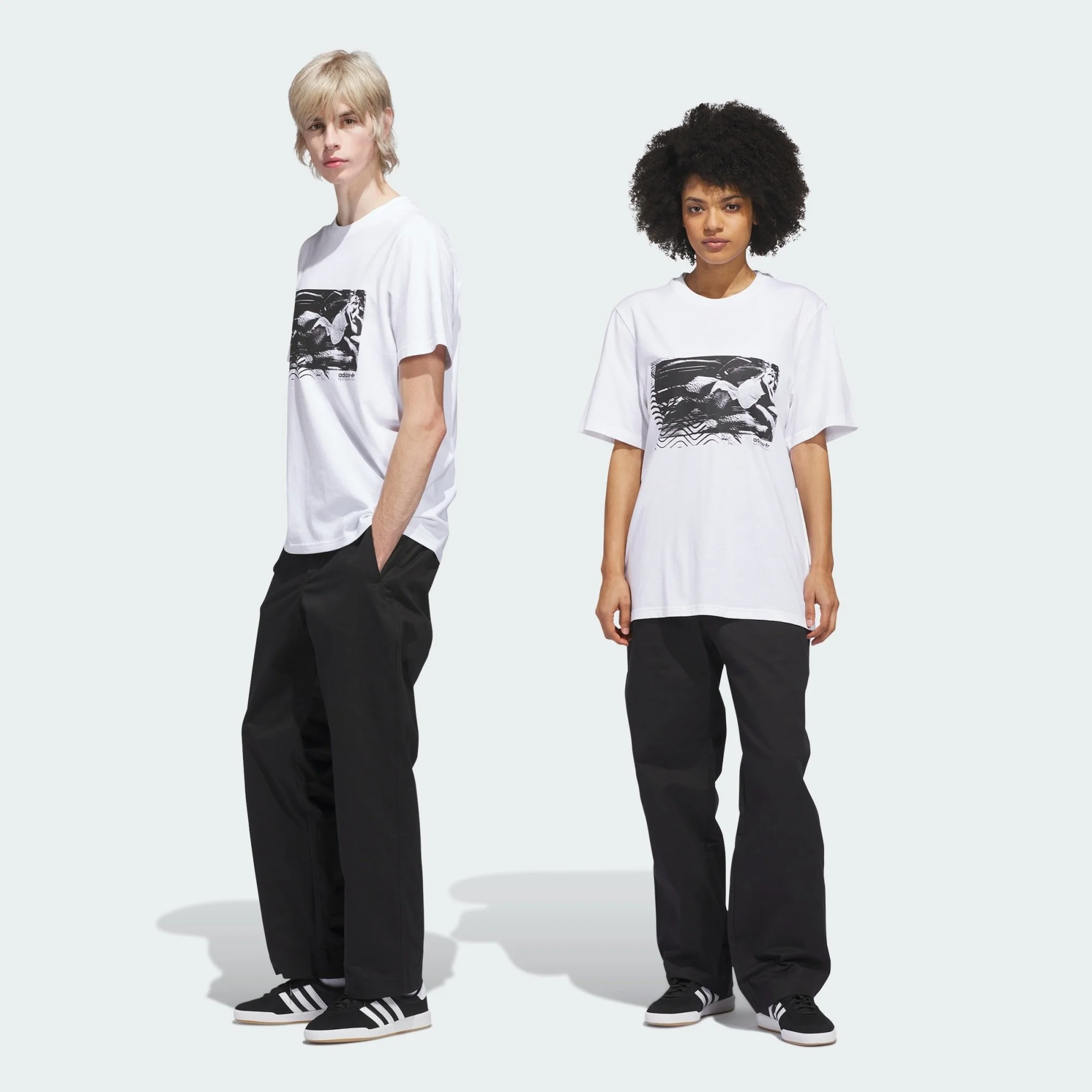 SKATEBOARDING_CHINO_PANTS_Black_KC6320_20_01_model.jpg