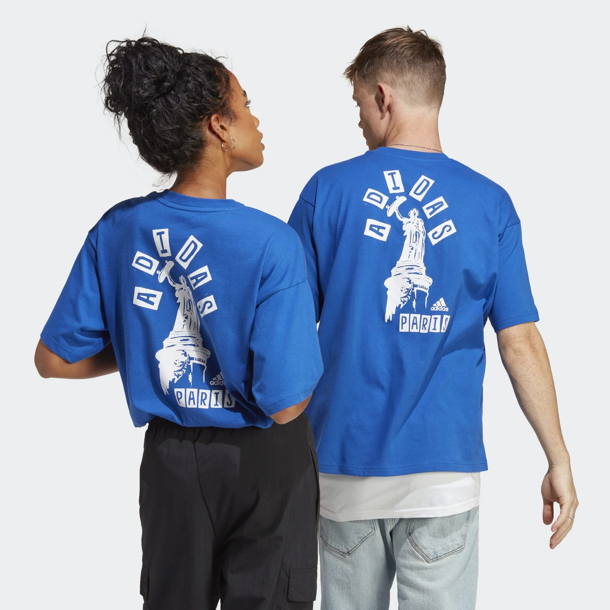 Graphic_T-Shirt_Blue_IC4665_23_hover_model.jpeg