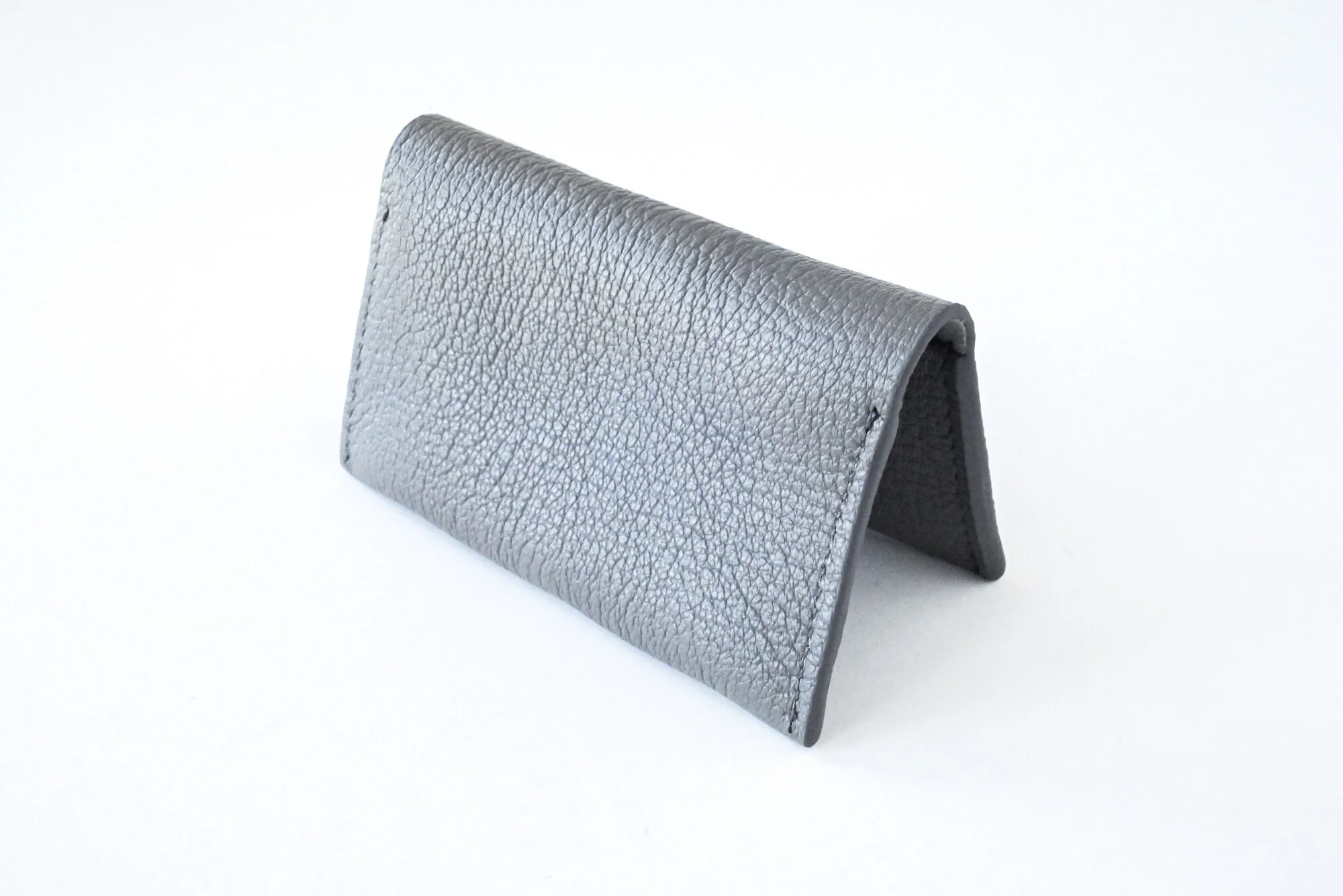 Gray Leather Wallet: Chèvre Breteuil