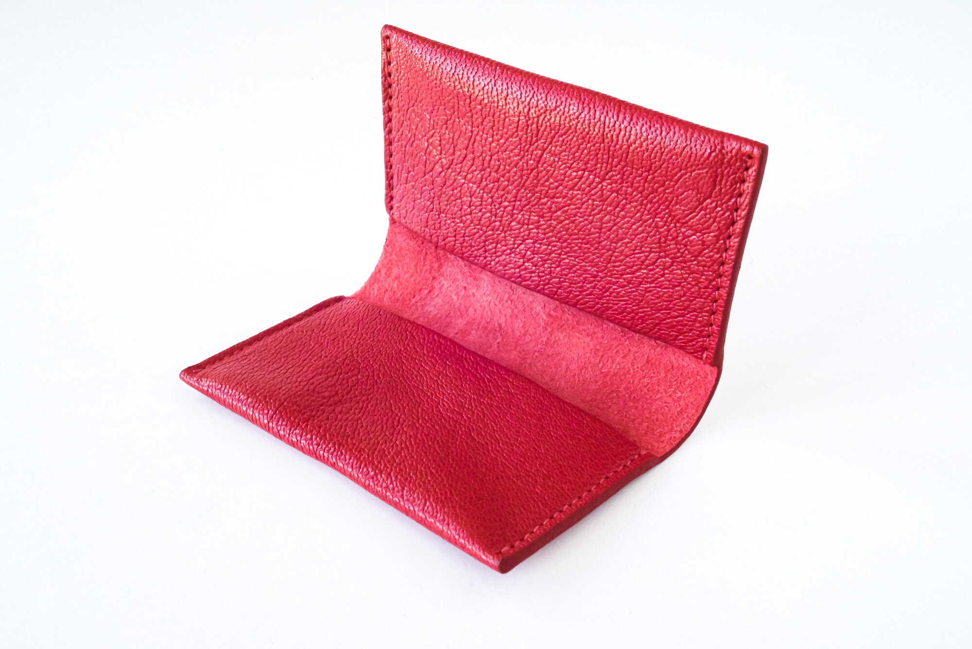 Wallet_Shot4_red.jpg