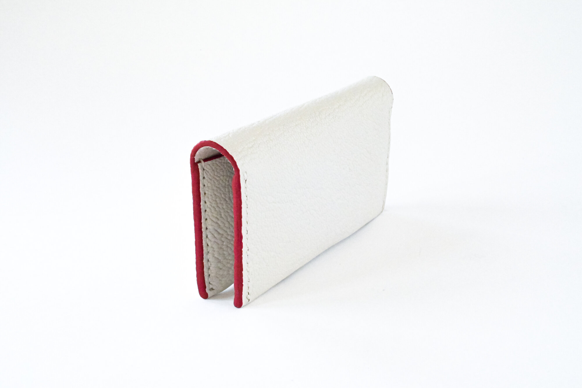 Wallet_Shot1_white.jpg