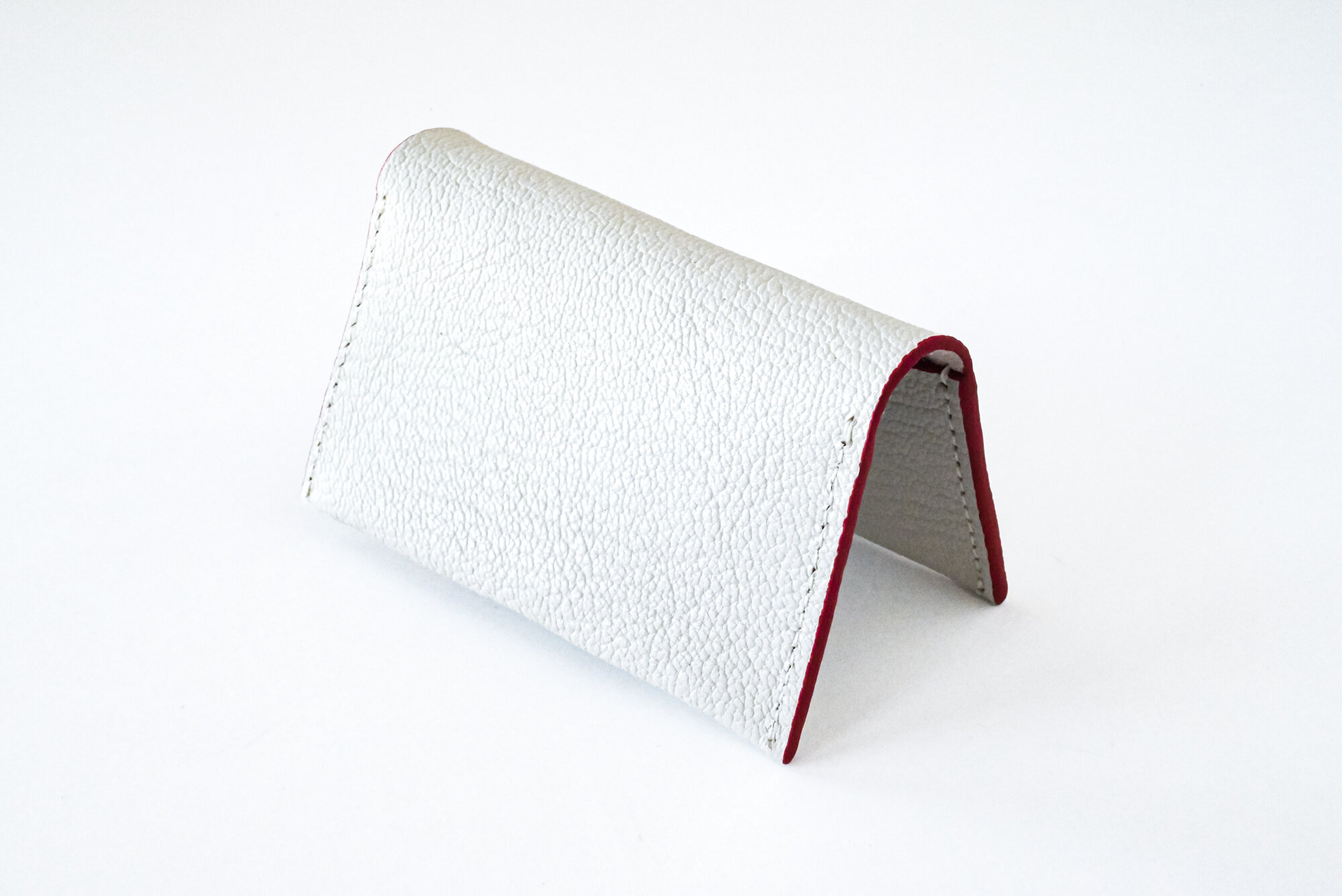 Wallet_Shot3_white.jpg