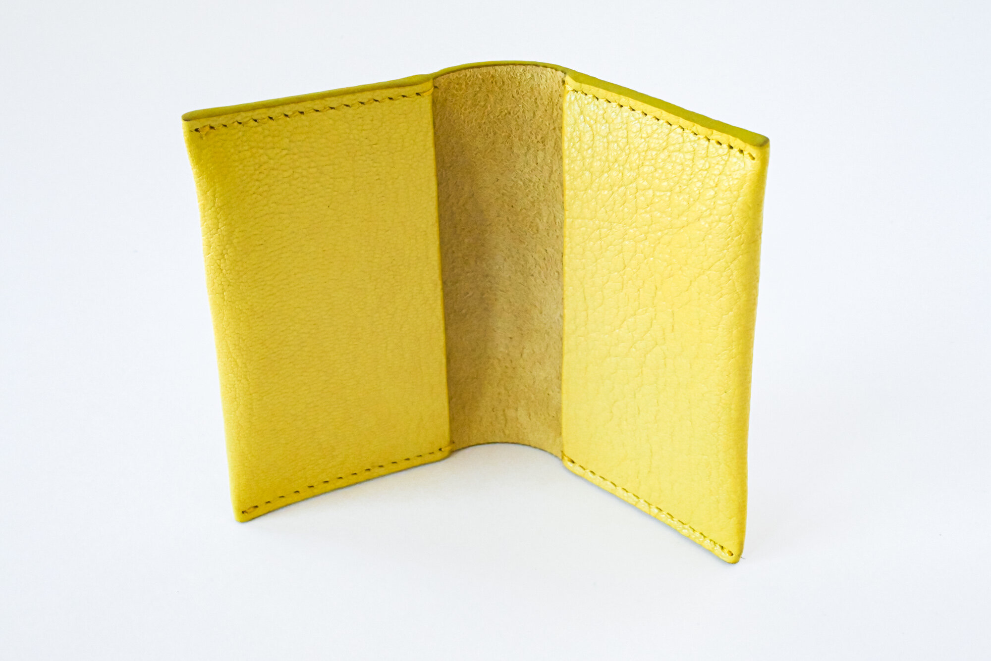 Wallet_Shot2_yellow.jpg