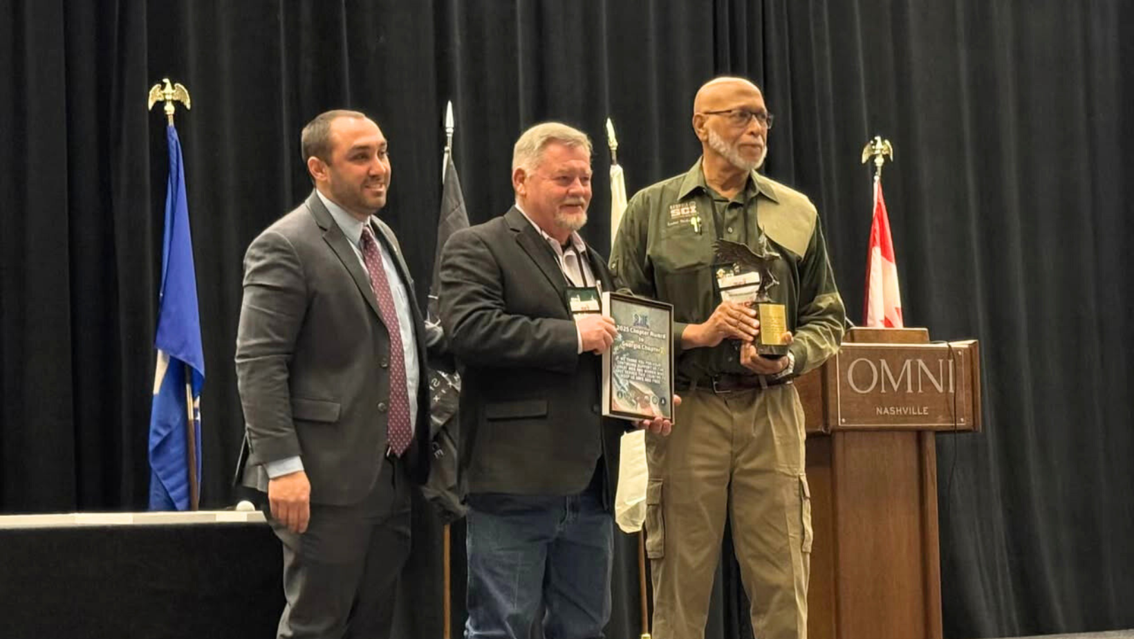 JAMES LAKEMAN, ACCEPTS 9TH SAFARI CLUB INTERNATIONAL FOUNDATION AWARD FOR SUPPORT OF WOUNDED VETERANS