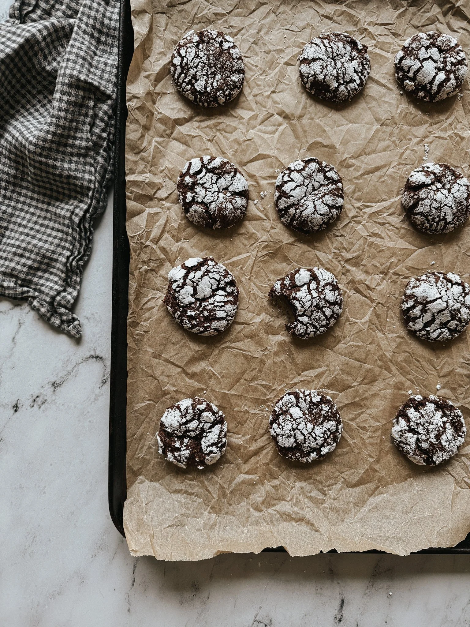 Chocolate Crinkle Cookies