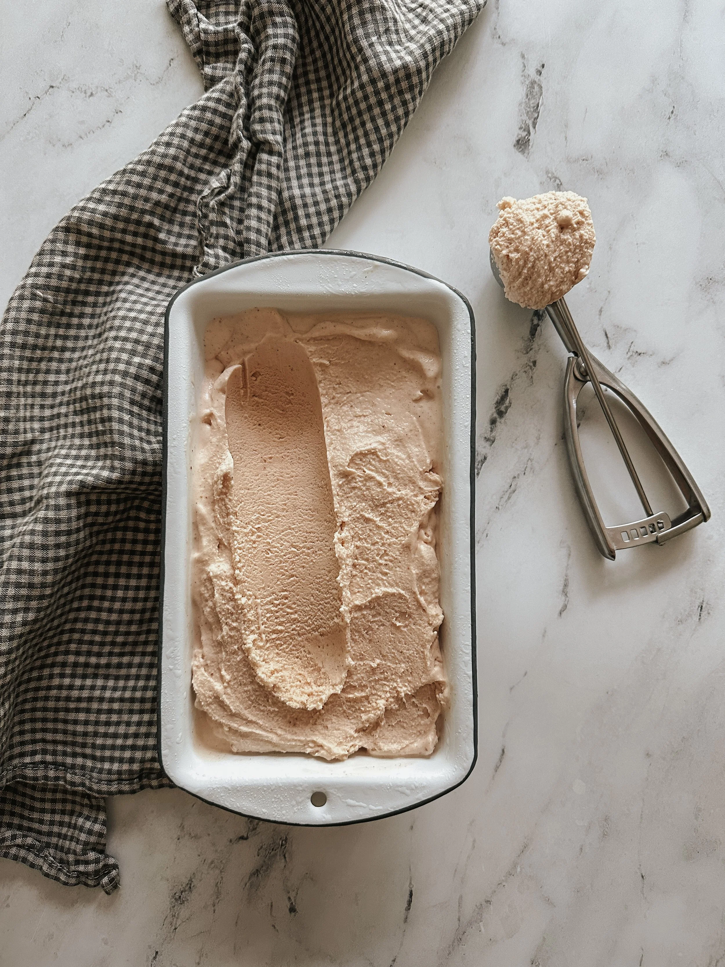 Strawberry Frozen Yogurt