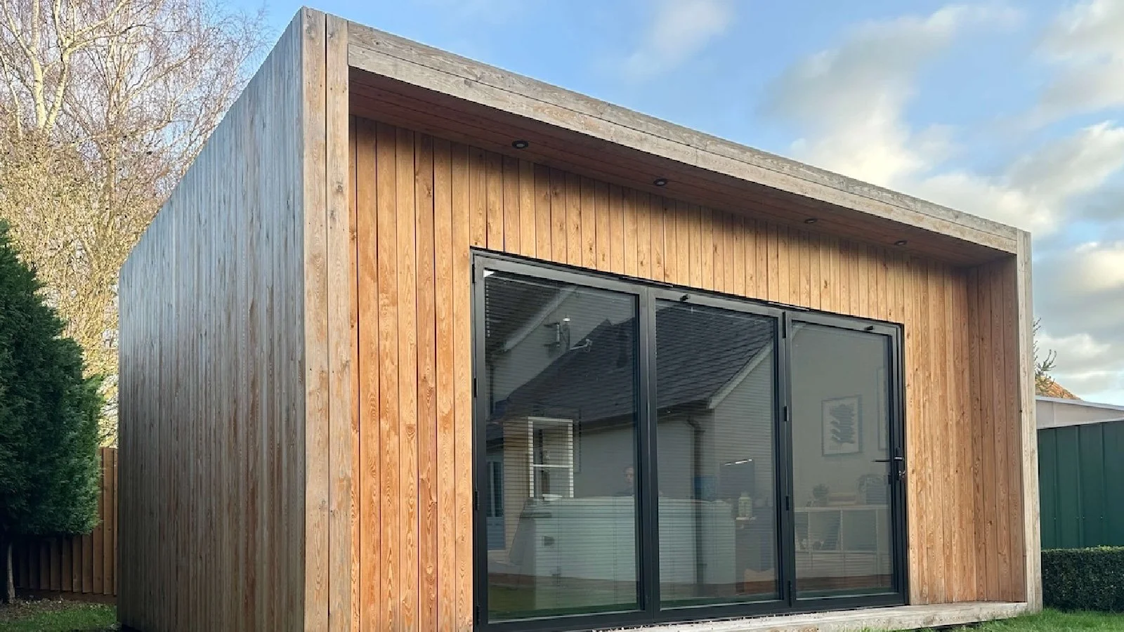 Garden Rooms in London: A Practical Guide to Creating Extra Space Without Extending Your Home