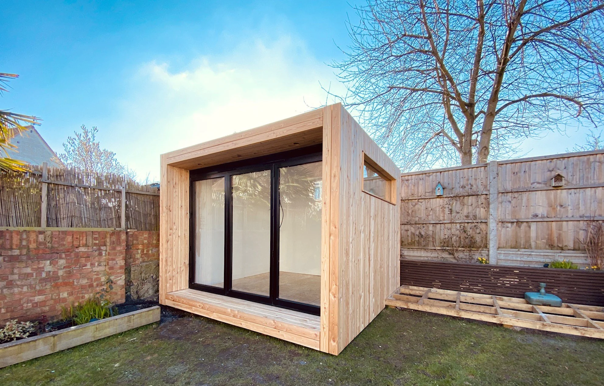 Introducing our NEO 3m x 3m compact garden cabin, the epitome of versatility. Transform it into your ideal home office and experience a workspace that perfectly blends with your outdoor environment.
