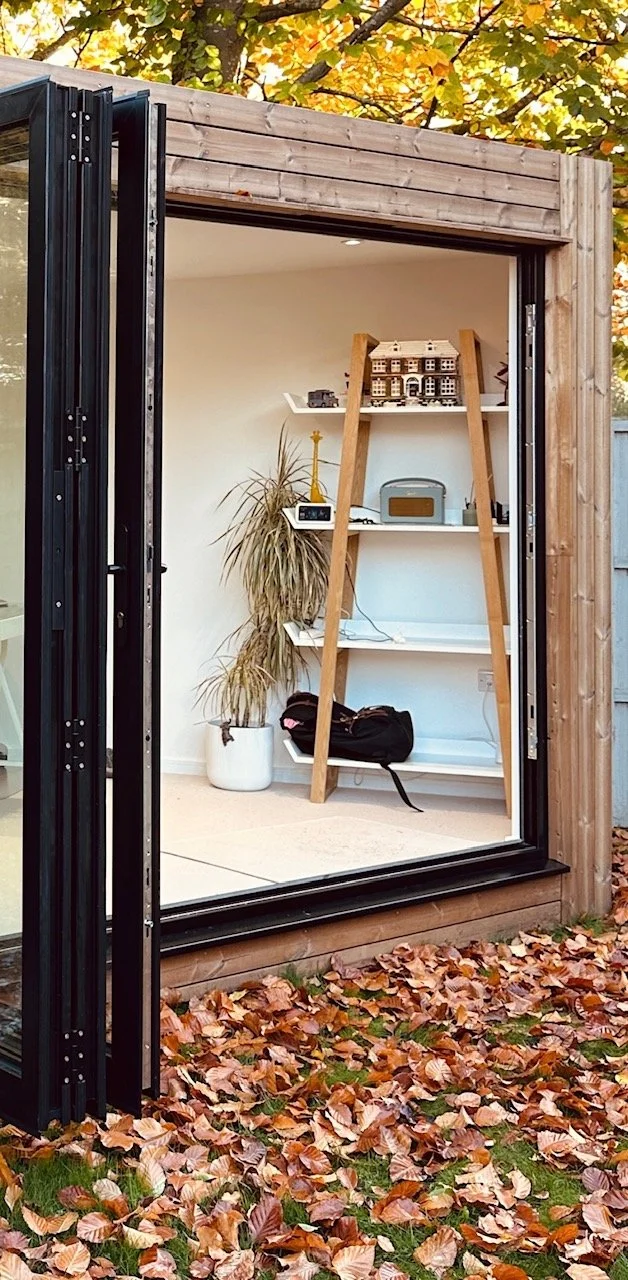 garden-office-berkshire-bifold-doors.jpg.jpg