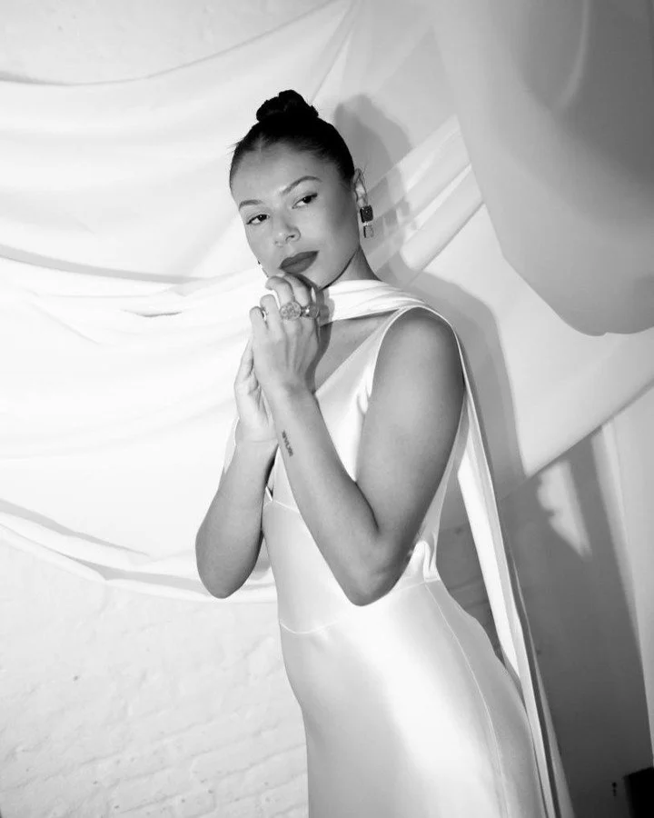 The Faith Dress, in liquid 100% silk satin. Designed and ethically made right here in York, England.

Dress @rolling_in_roses at @september___bridal
Photographer @tandiazmiranda
HMUA @agnesdenengelsman
Model @liokasongo

#simpleweddingdress #silkwedd