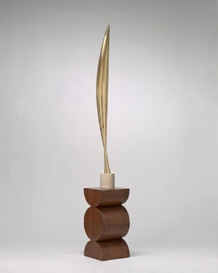 On the inspiration board: Bird in Space by Constantin Brancusi.

#birdinspace #brancusi