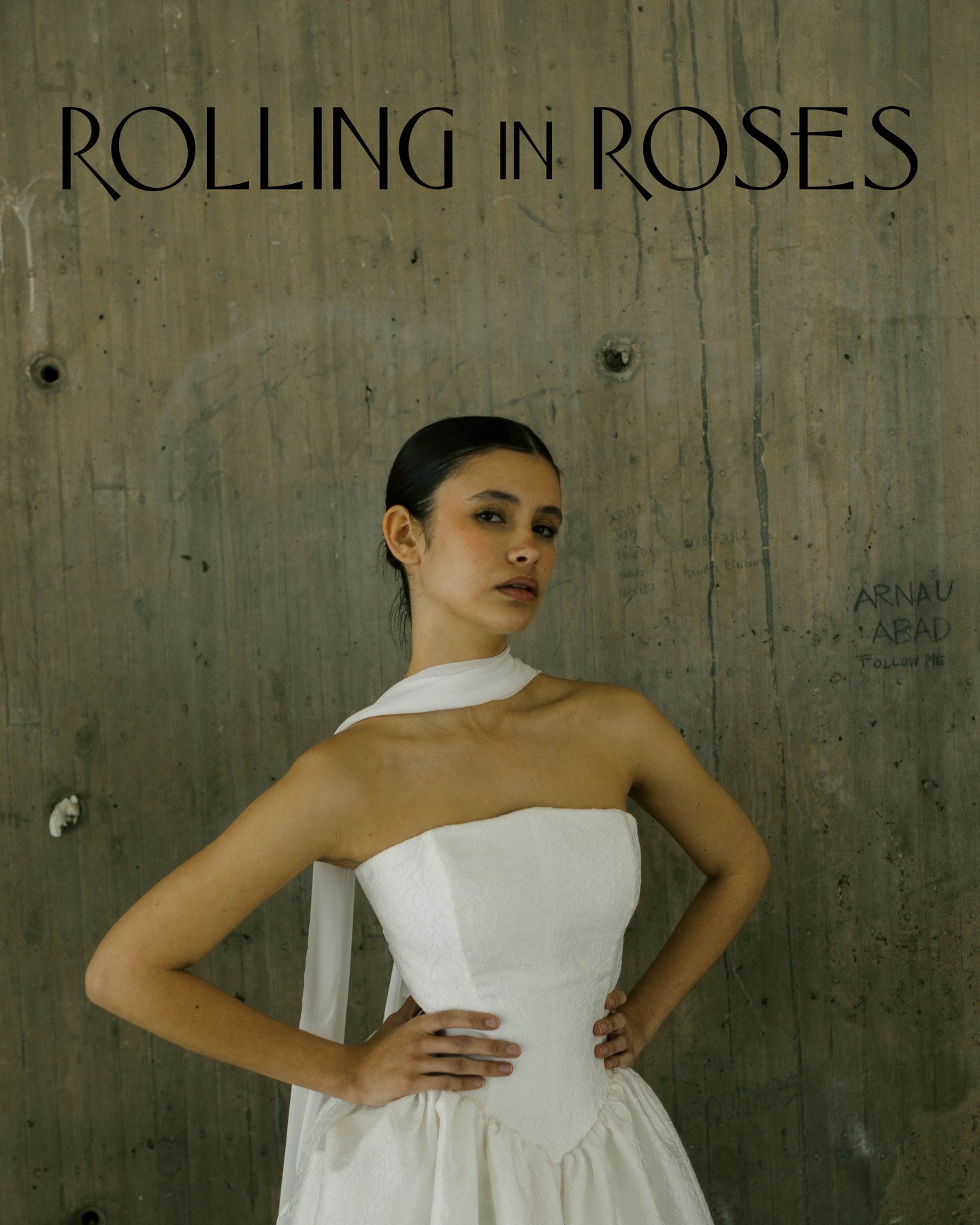 ROLLING IN ROSES
Elegance with a backbone. Ethically made for brides who don&rsquo;t do &ldquo;traditional.&rdquo;
Book your personal consultation now.