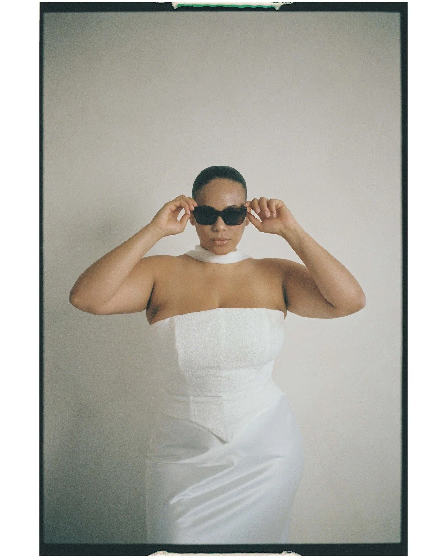 Build your own look. Bridal separates by Rolling In Roses.

Photography by @abibuckphotography
HMUA @jennedwardsandco
Models @roxstone 
#bridalseparates #modernbride #coolbride #plussizebride #weddingseparates #contemporarybridal