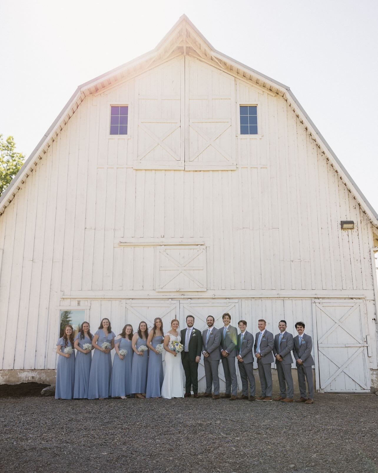 The lineup &amp; wedding party is totally up to you and we like it that way since after all it&rsquo;s your wedding day! 

Happy 1 Year Wedding Weekend to E + G! 

Bar&nbsp;@thetaptraileror 
Catering @mckillipscatering 
Coordination&nbsp;@lemonseedev
