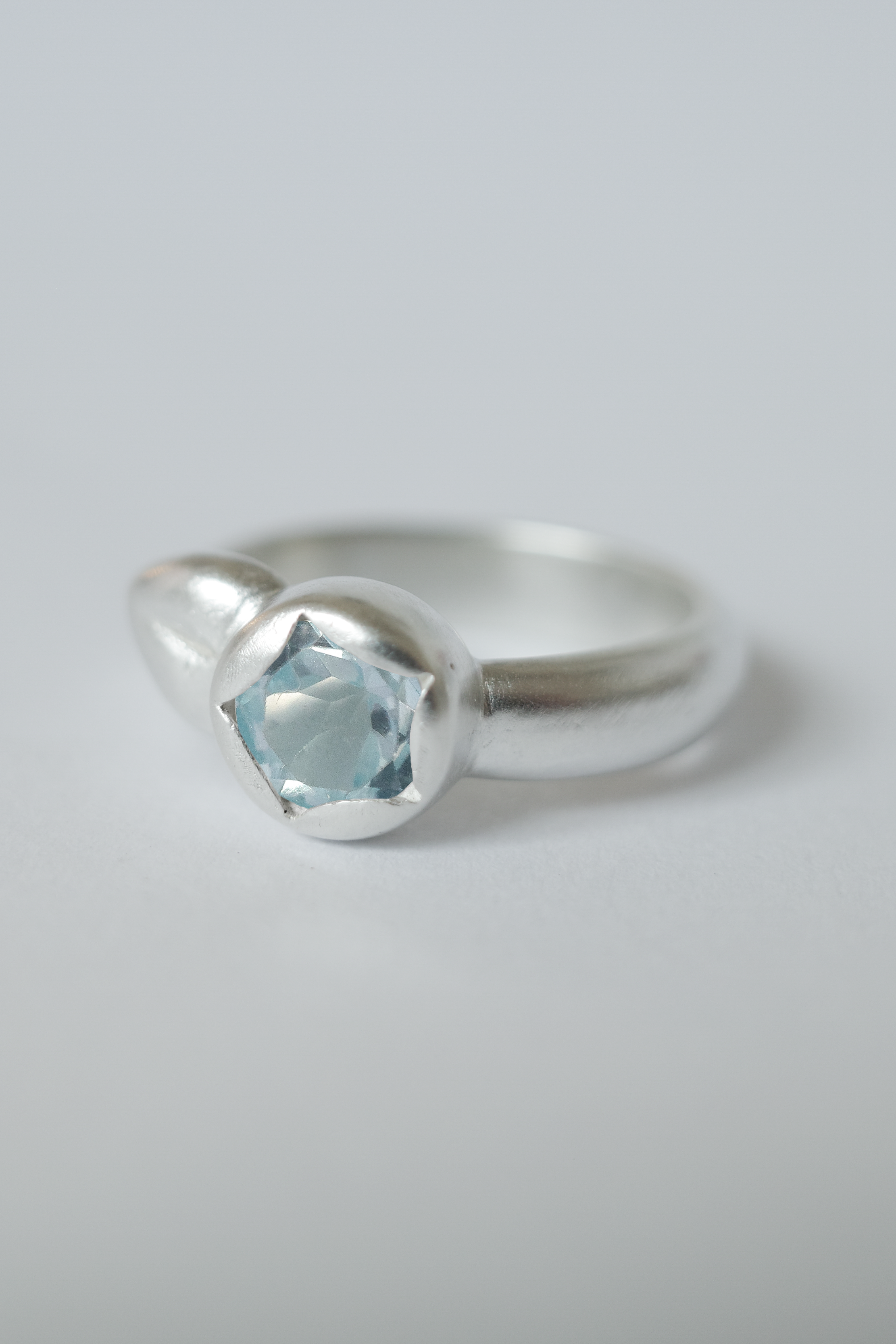 blueberry blue topaz.png