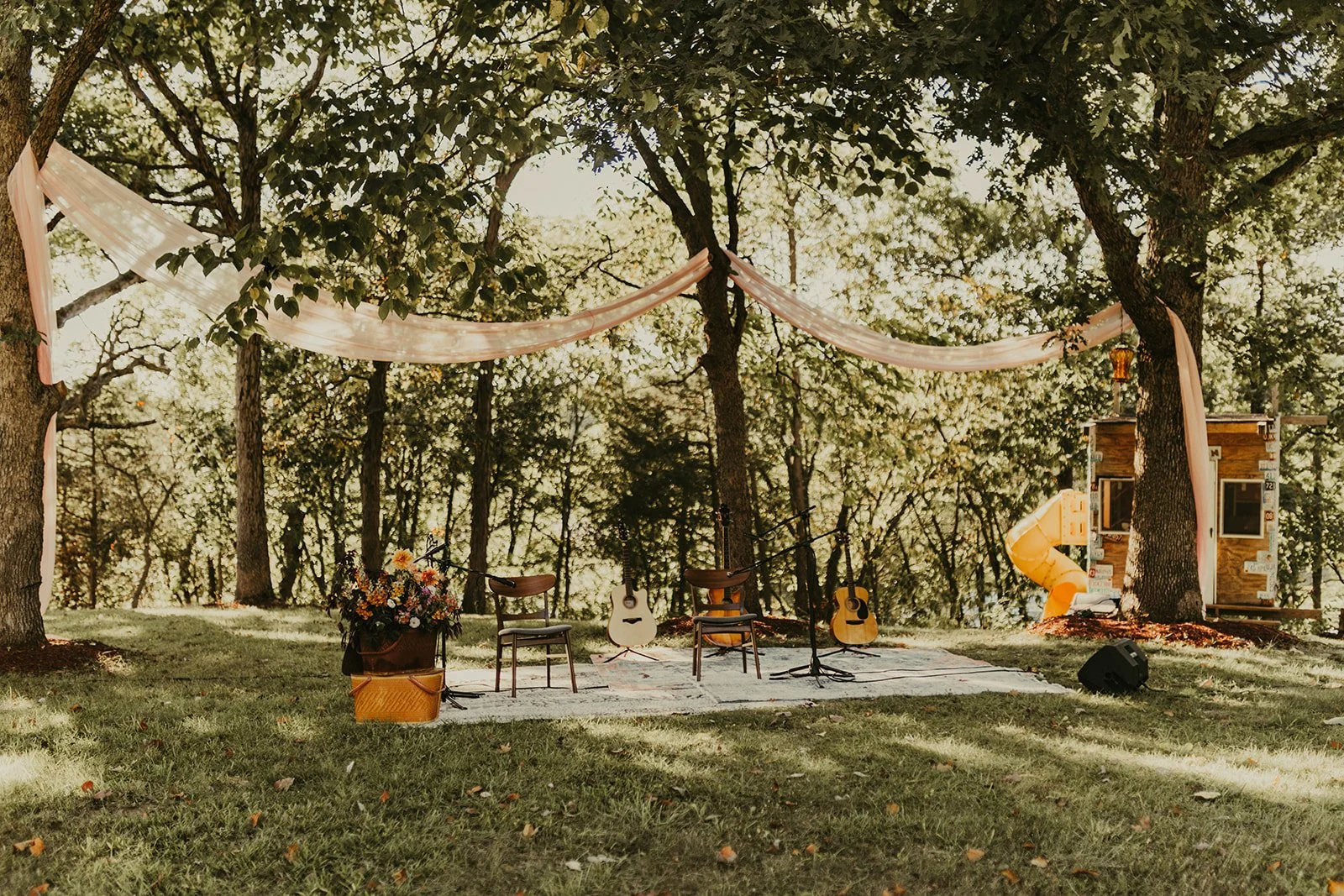 Intimate-Backyard-Wedding-10.jpg