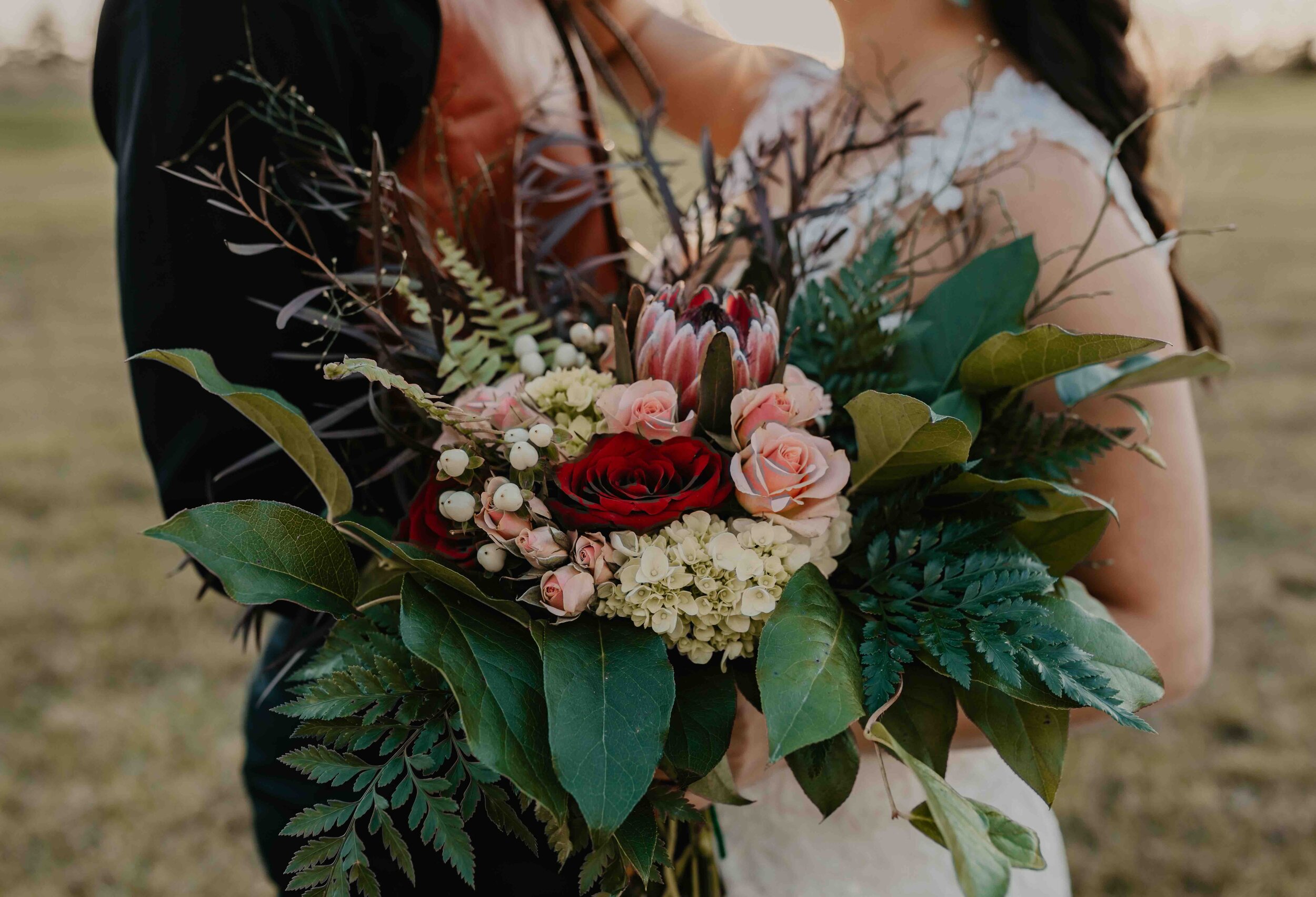 Liv Strange Photography | Sorenson Estate Columbia MO | Missouri Wedding Photographers | Midwest Wedding Venues
