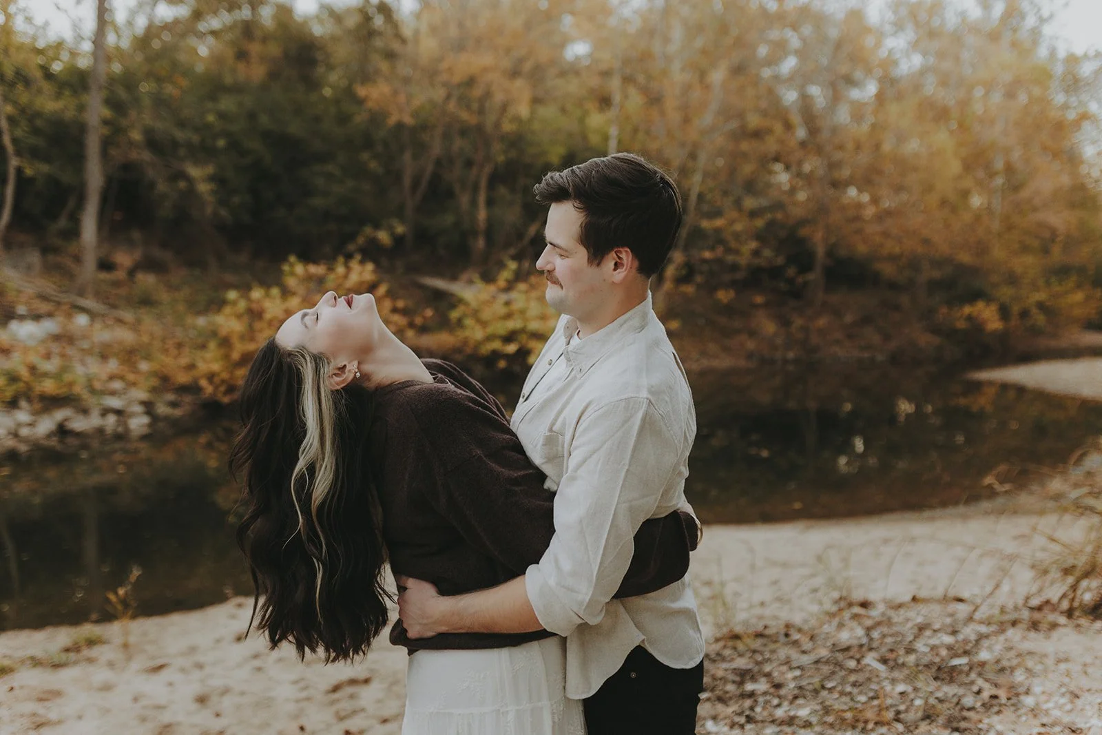 Moody Fall Engagement-26.jpg